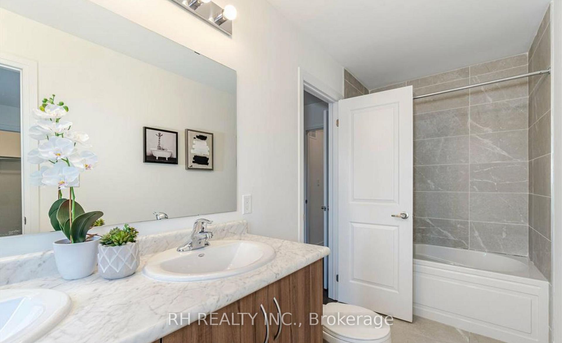 Photo 28 of 2087 Primate Road, Mississauga, Lakeview — HOMEH