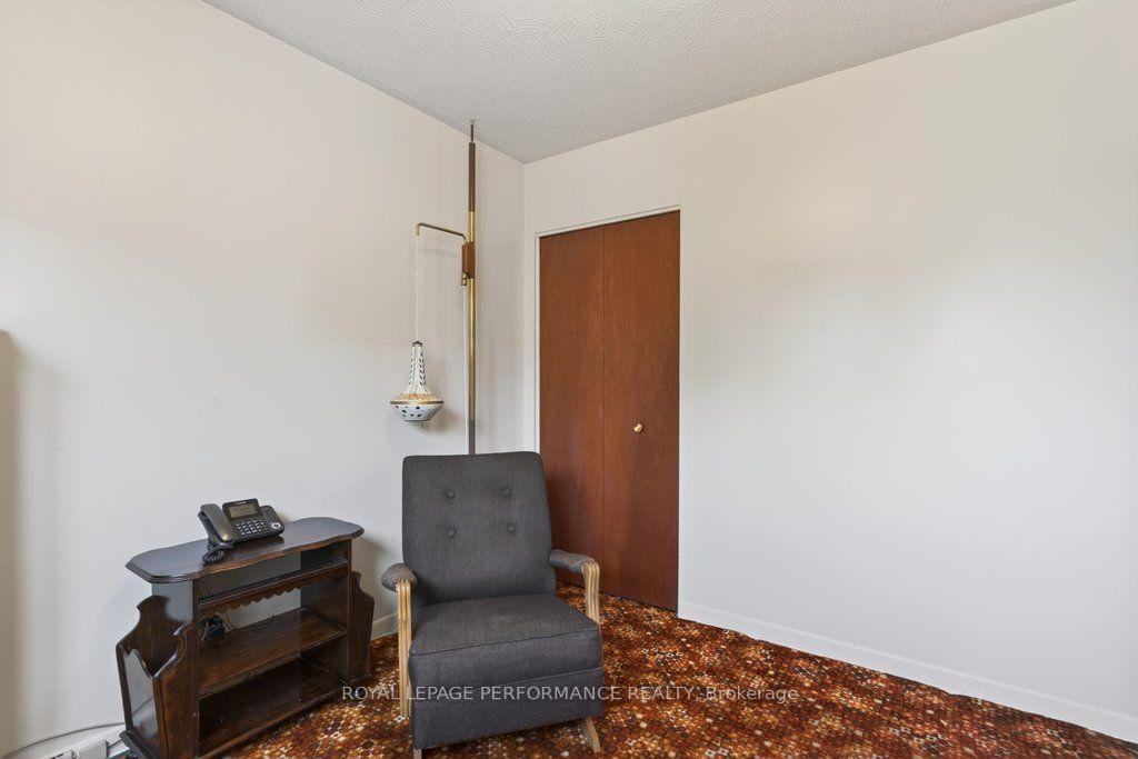 Photo 21 of 2184 Melfort Street, Ottawa, Hawthorne Meadows — HOMEH