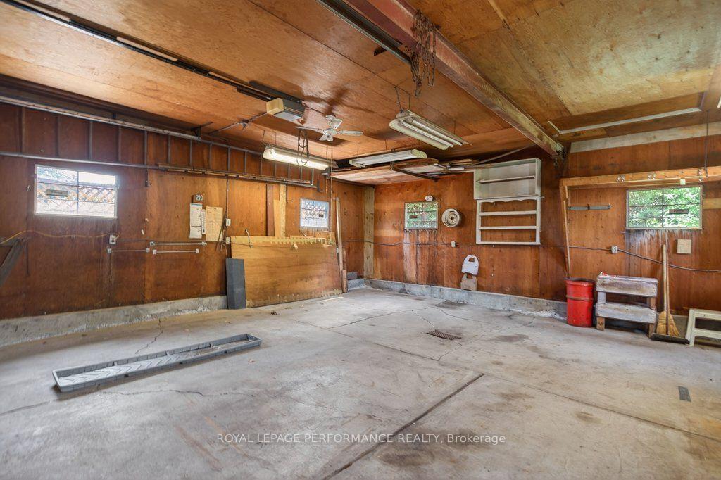 Photo 35 of 2184 Melfort Street, Ottawa, Hawthorne Meadows — HOMEH