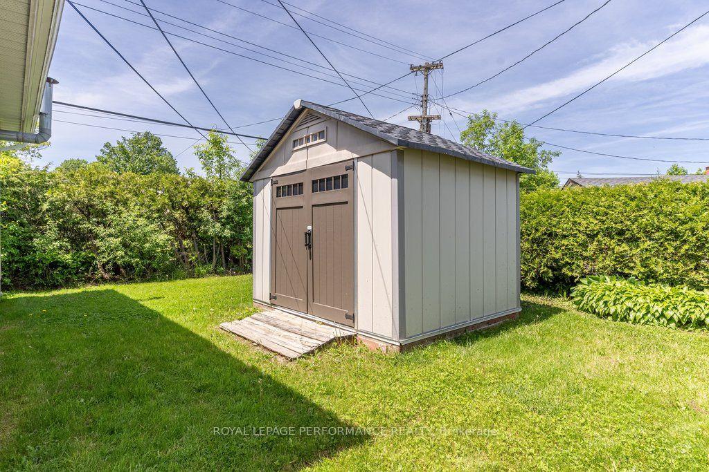 Photo 40 of 2184 Melfort Street, Ottawa, Hawthorne Meadows — HOMEH