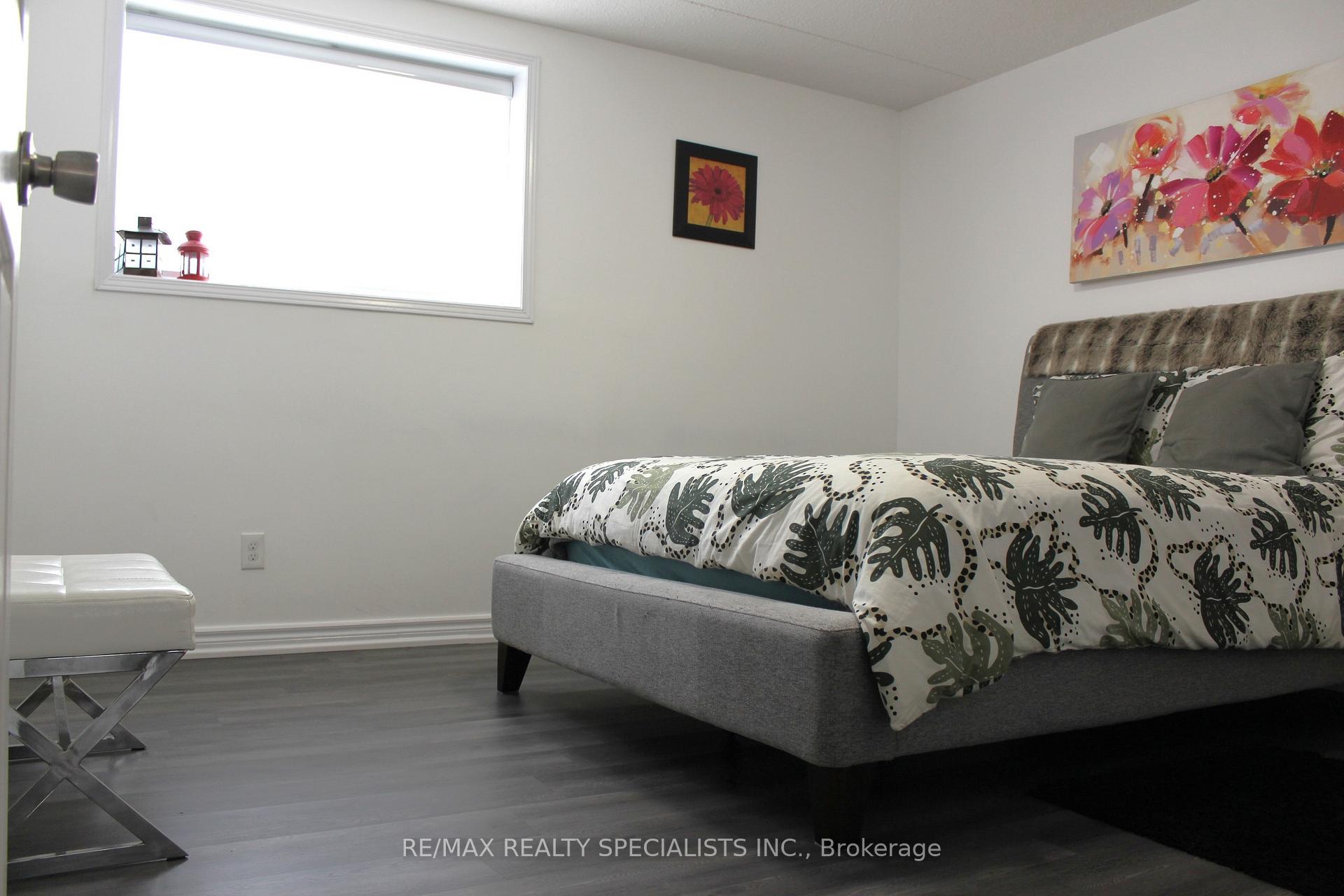 Photo 12 of Unit 25, 12 Holdborn Drive, Kitchener, Stanley Park — HOMEH