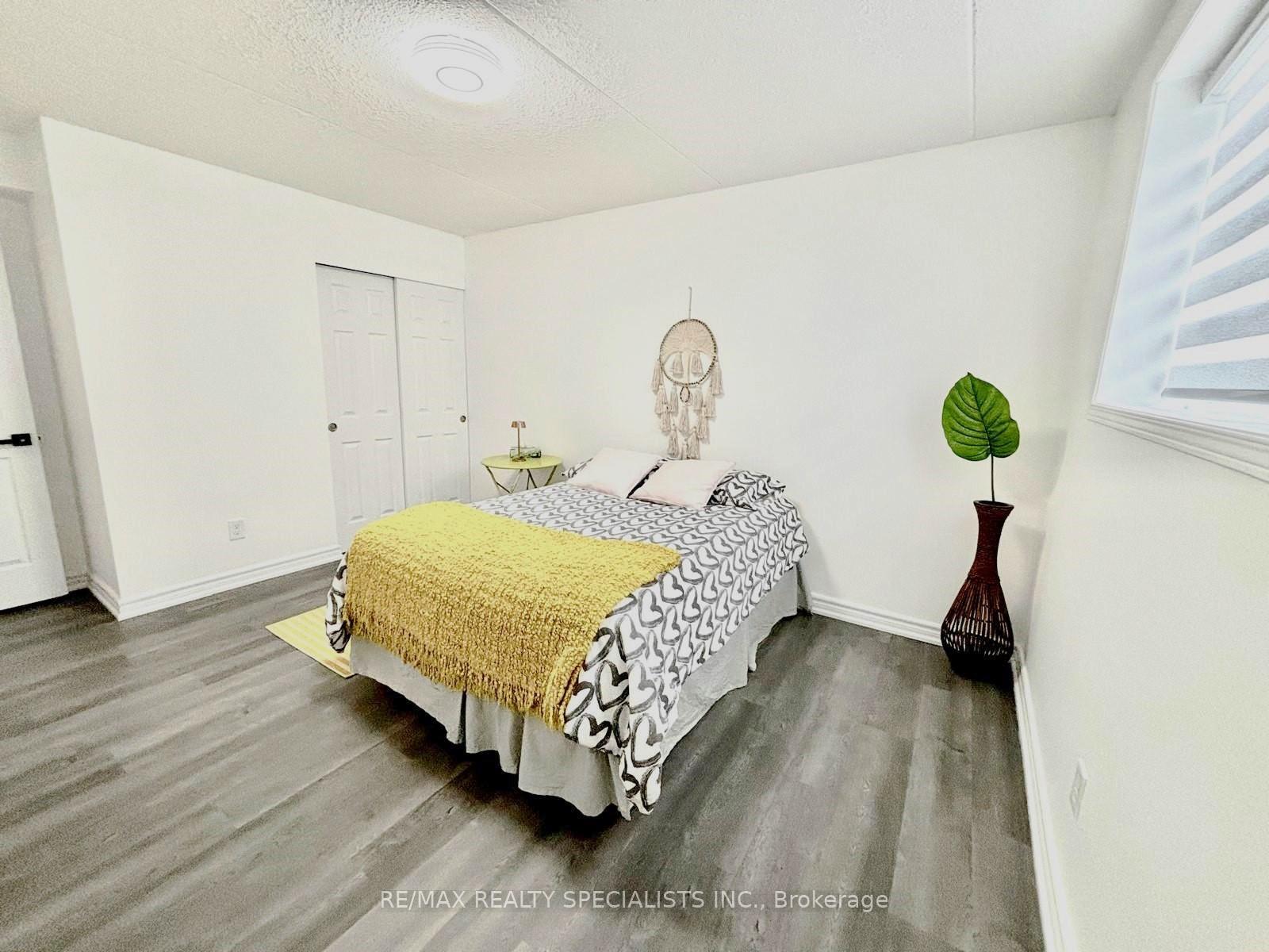 Photo 14 of Unit 25, 12 Holdborn Drive, Kitchener, Stanley Park — HOMEH