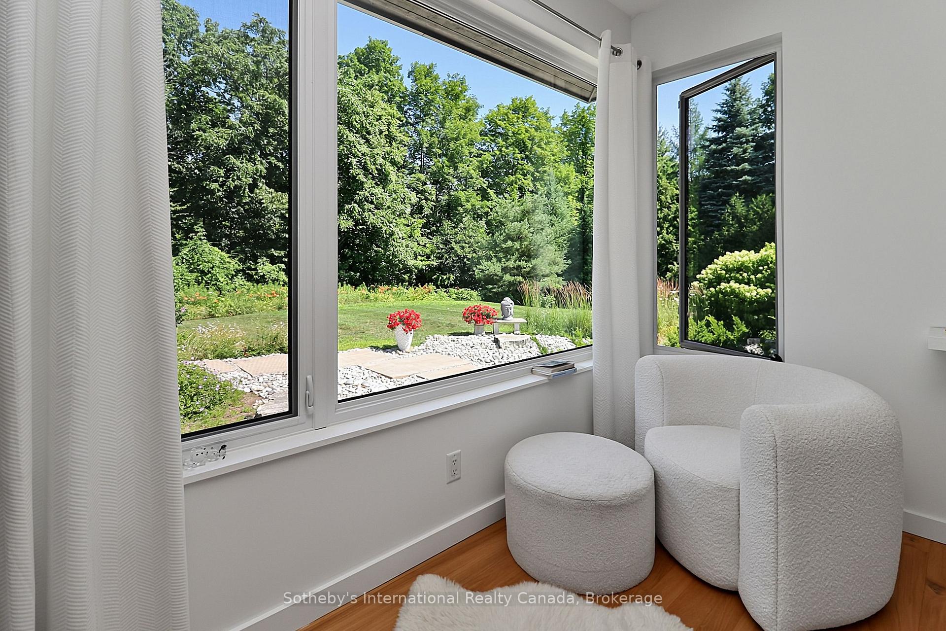 Photo 24 of 4 Holly Court, Collingwood — HOMEH