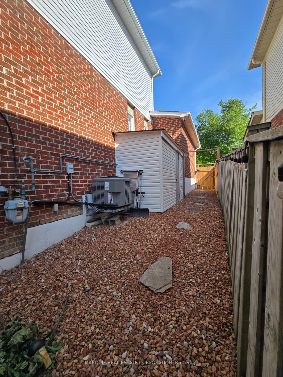 Photo 25 of 198 Forsyth Road, Newmarket, Bristol-London — HOMEH