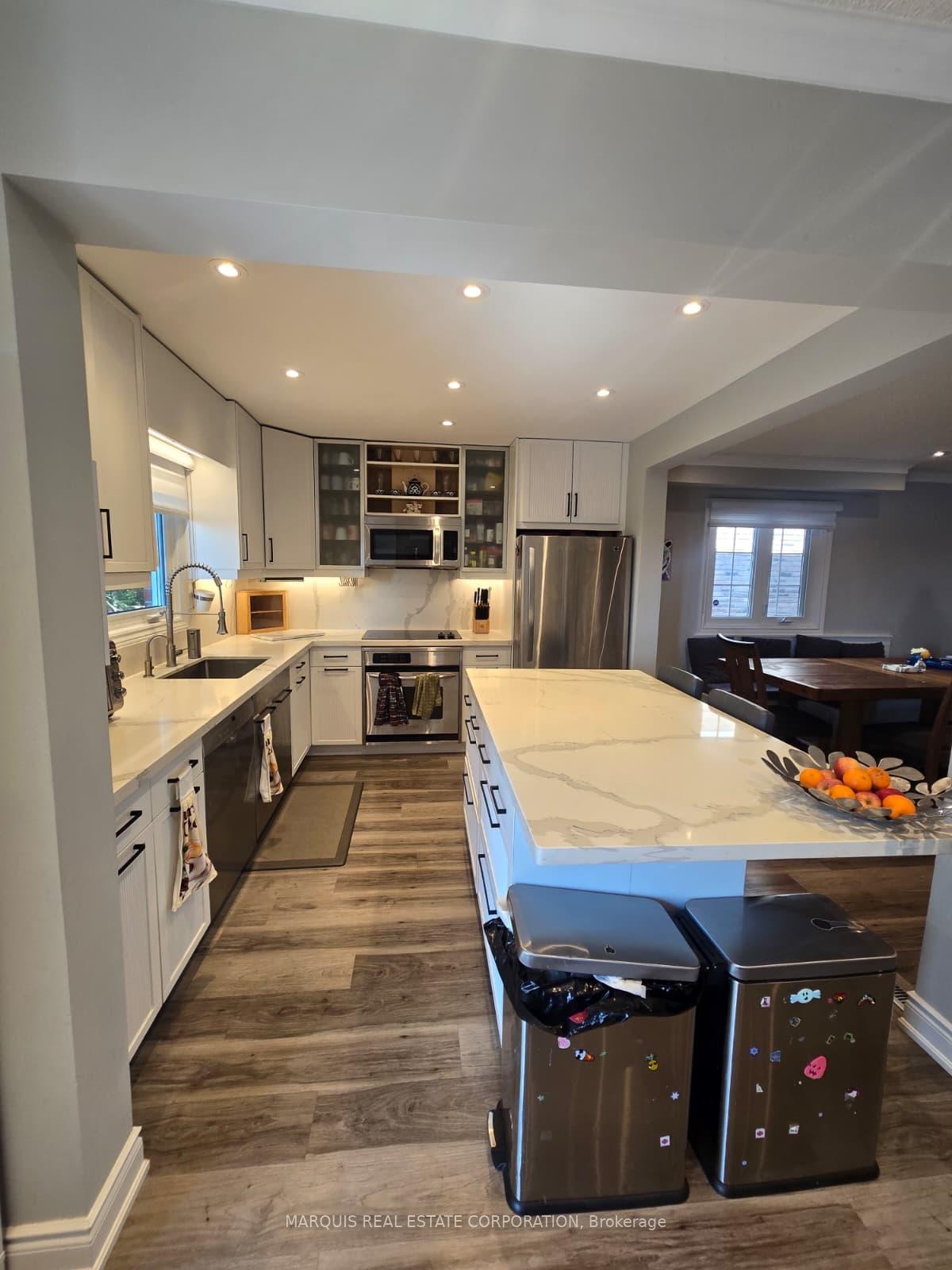 Photo 41 of 198 Forsyth Road, Newmarket, Bristol-London — HOMEH