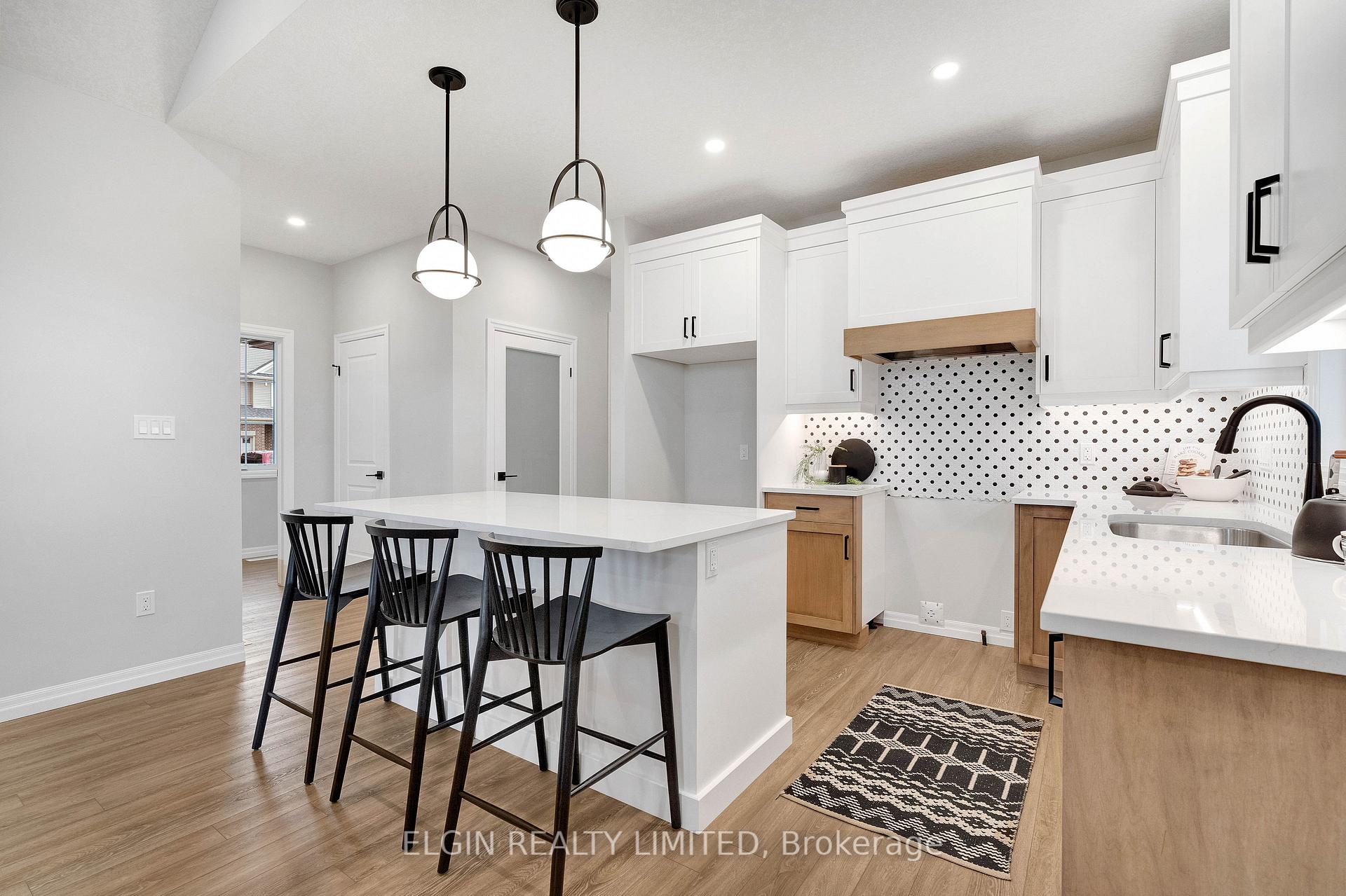 Photo 8 of 74 Braun Avenue, Tillsonburg — HOMEH
