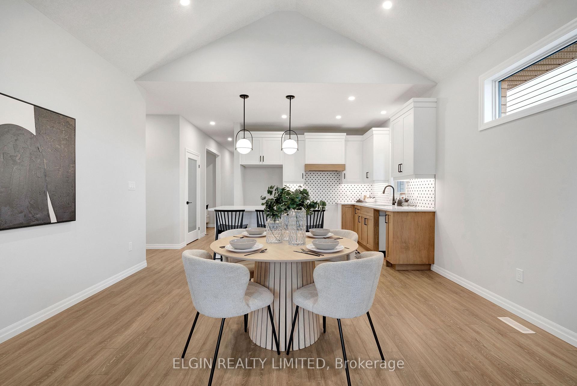 Photo 11 of 74 Braun Avenue, Tillsonburg — HOMEH