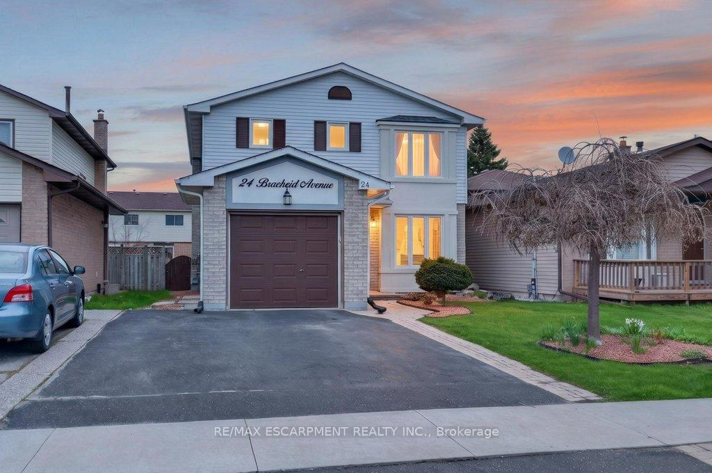 Photo 1 of 24 Braeheid Avenue, Hamilton, Waterdown — HOMEH