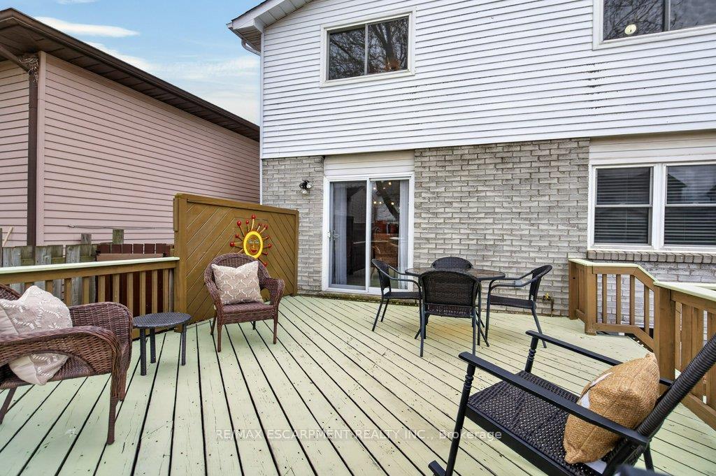 Photo 37 of 24 Braeheid Avenue, Hamilton, Waterdown — HOMEH
