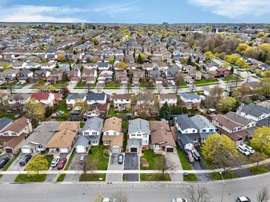 Photo 45 of 24 Braeheid Avenue, Hamilton, Waterdown — HOMEH