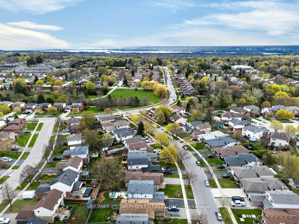 Photo 46 of 24 Braeheid Avenue, Hamilton, Waterdown — HOMEH
