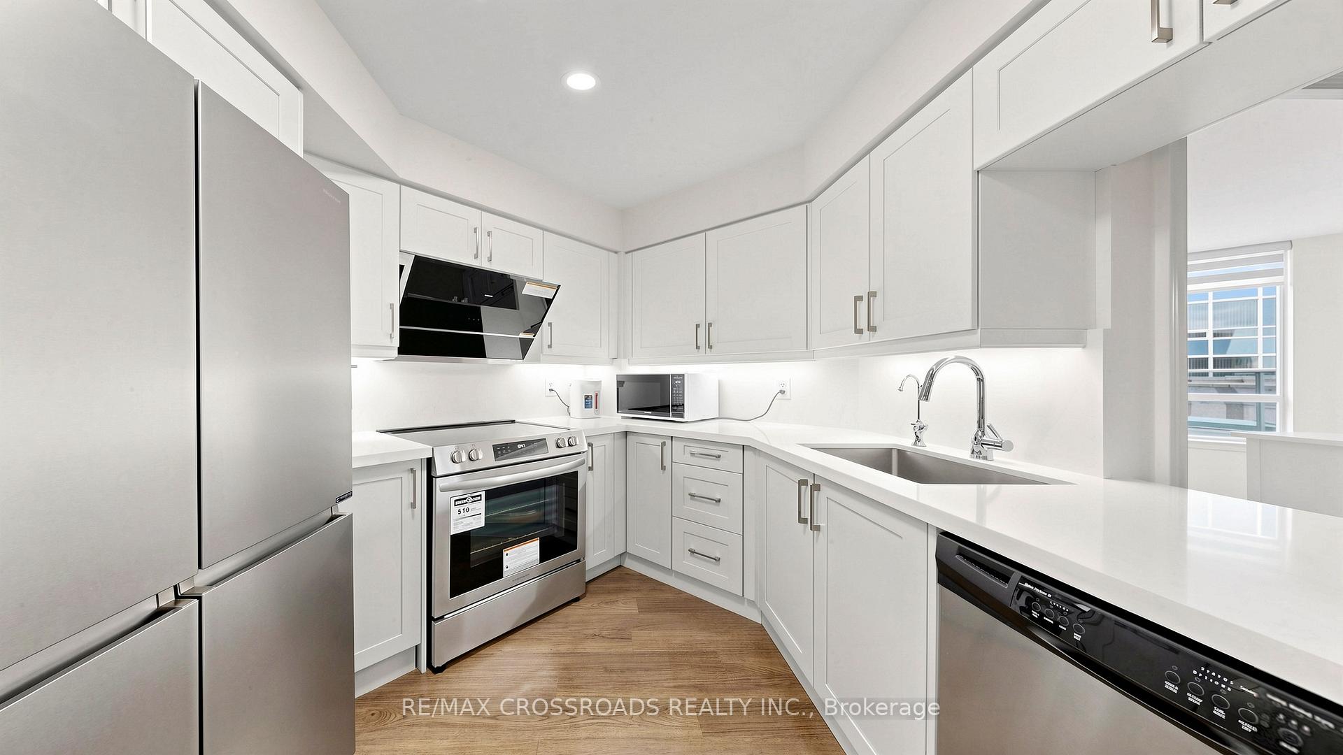 Photo 10 of Unit 656, 23 Cox Boulevard, Markham, Unionville — HOMEH