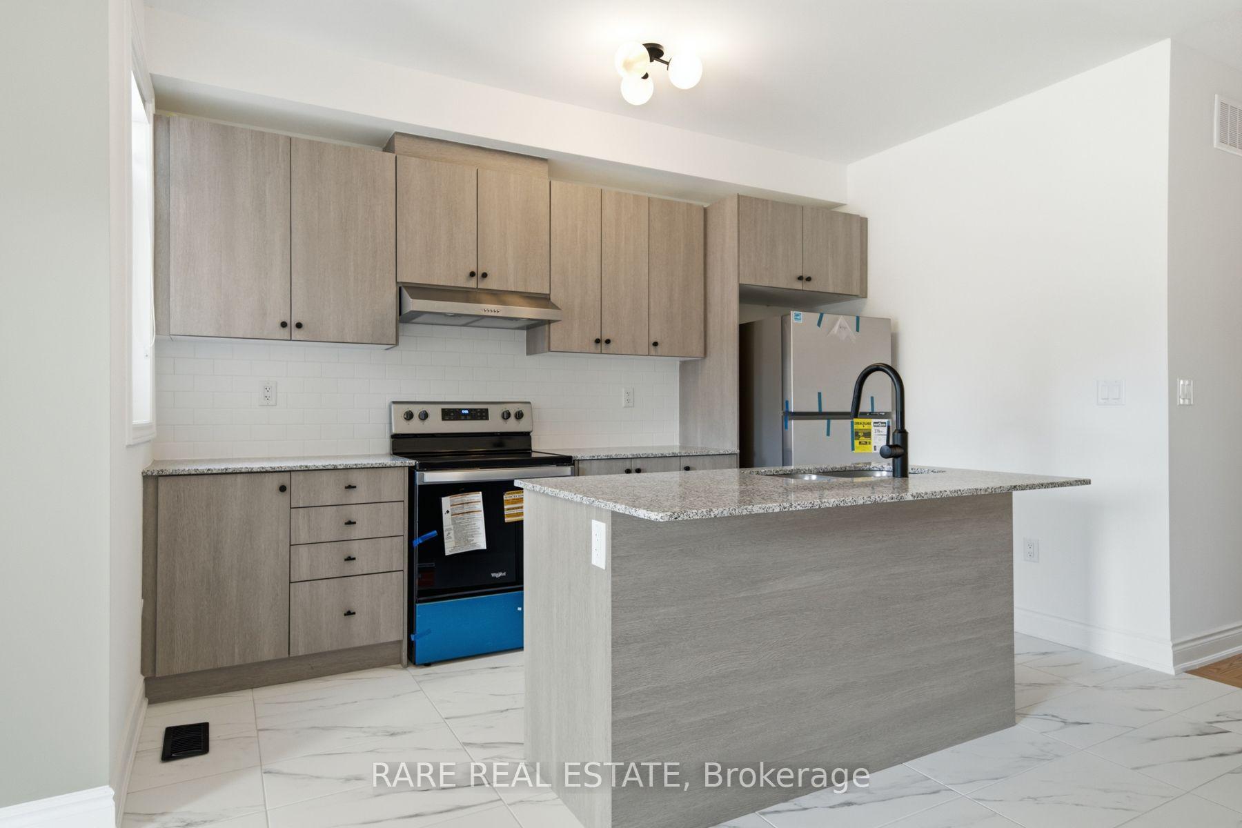 Photo 15 of 6187 Kingston Road, Scarborough, Centennial Scarborough — HOMEH
