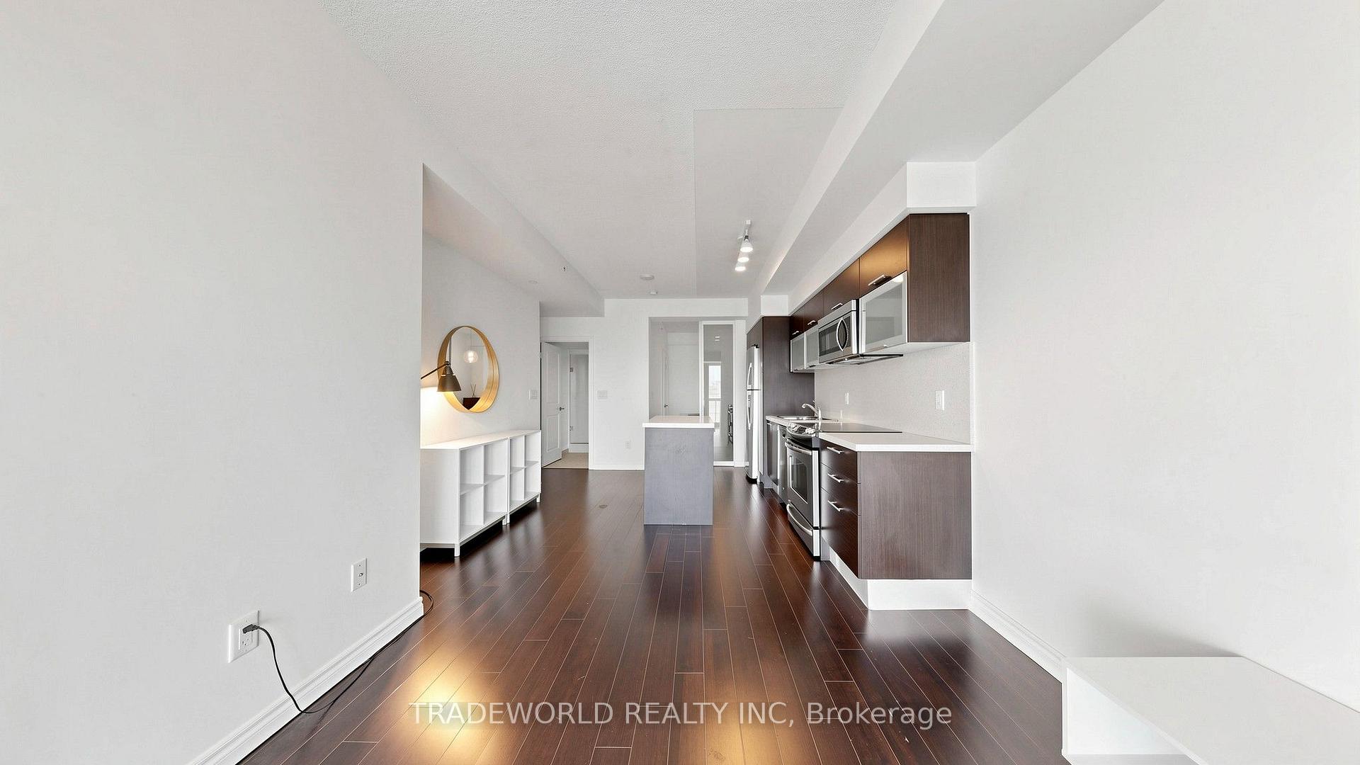 Photo 6 of Unit 3709, 386 Yonge Street, Toronto, Bay Street Corridor — HOMEH