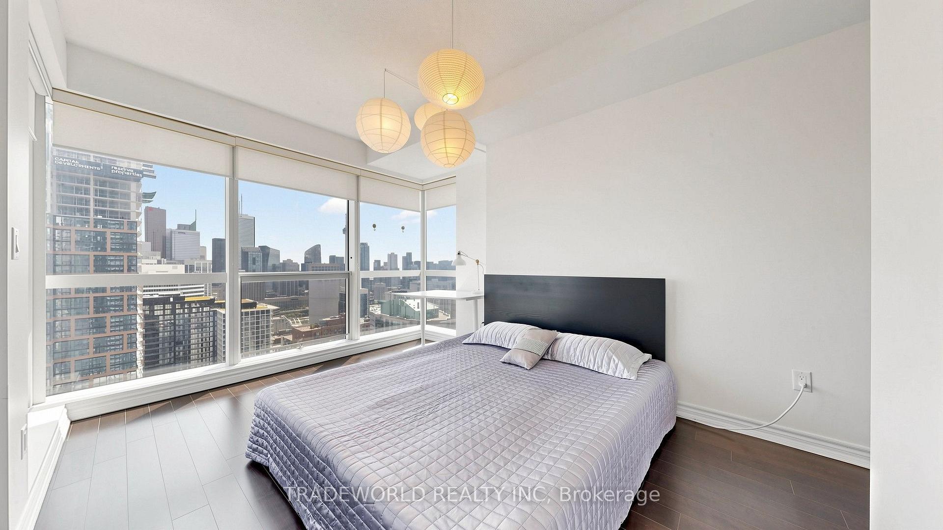 Photo 13 of Unit 3709, 386 Yonge Street, Toronto, Bay Street Corridor — HOMEH
