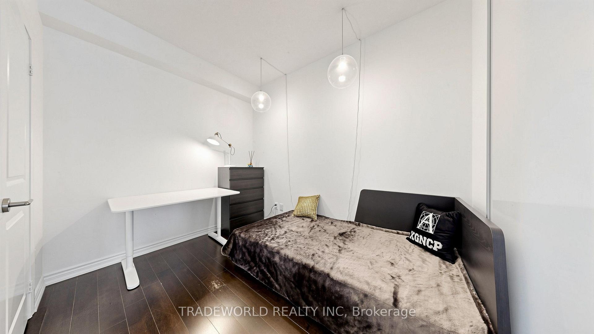 Photo 19 of Unit 3709, 386 Yonge Street, Toronto, Bay Street Corridor — HOMEH