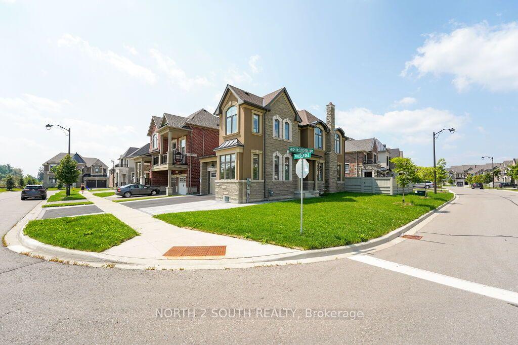 Photo 3 of Unit Bsmt, 157 Faust Ridge, Vaughan, Kleinburg — HOMEH