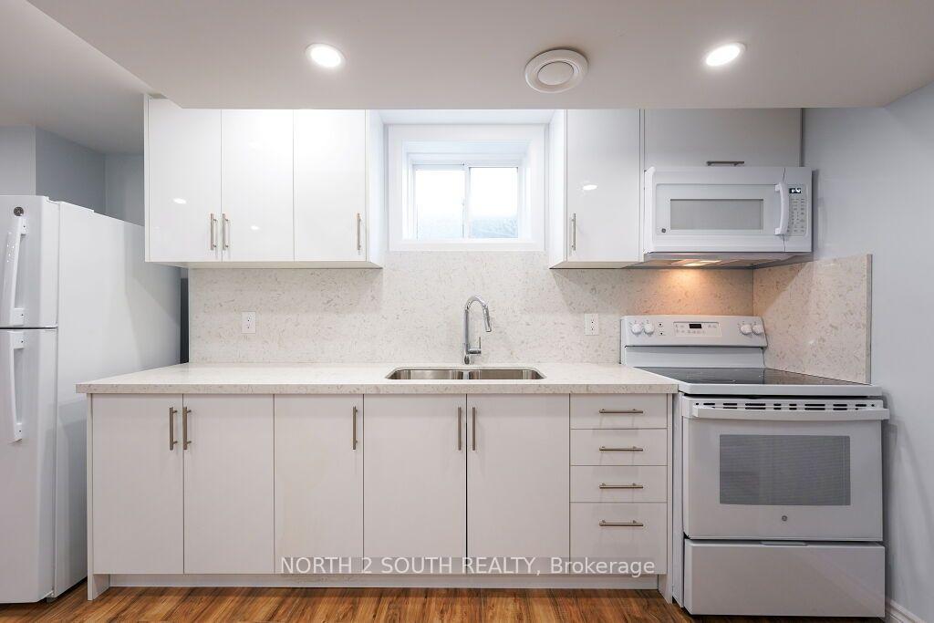 Photo 10 of Unit Bsmt, 157 Faust Ridge, Vaughan, Kleinburg — HOMEH