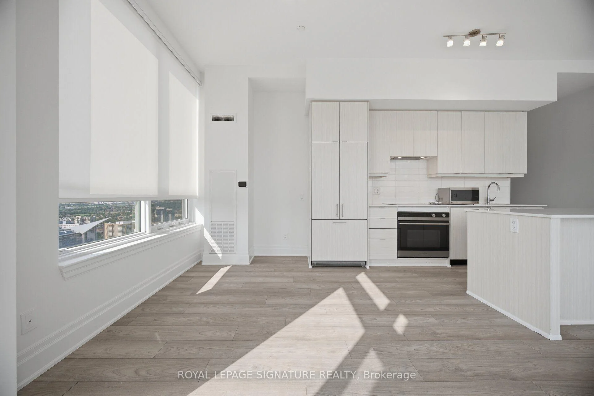 Photo 13 of Unit 3701, 36 Elm Drive, Mississauga, Fairview — HOMEH