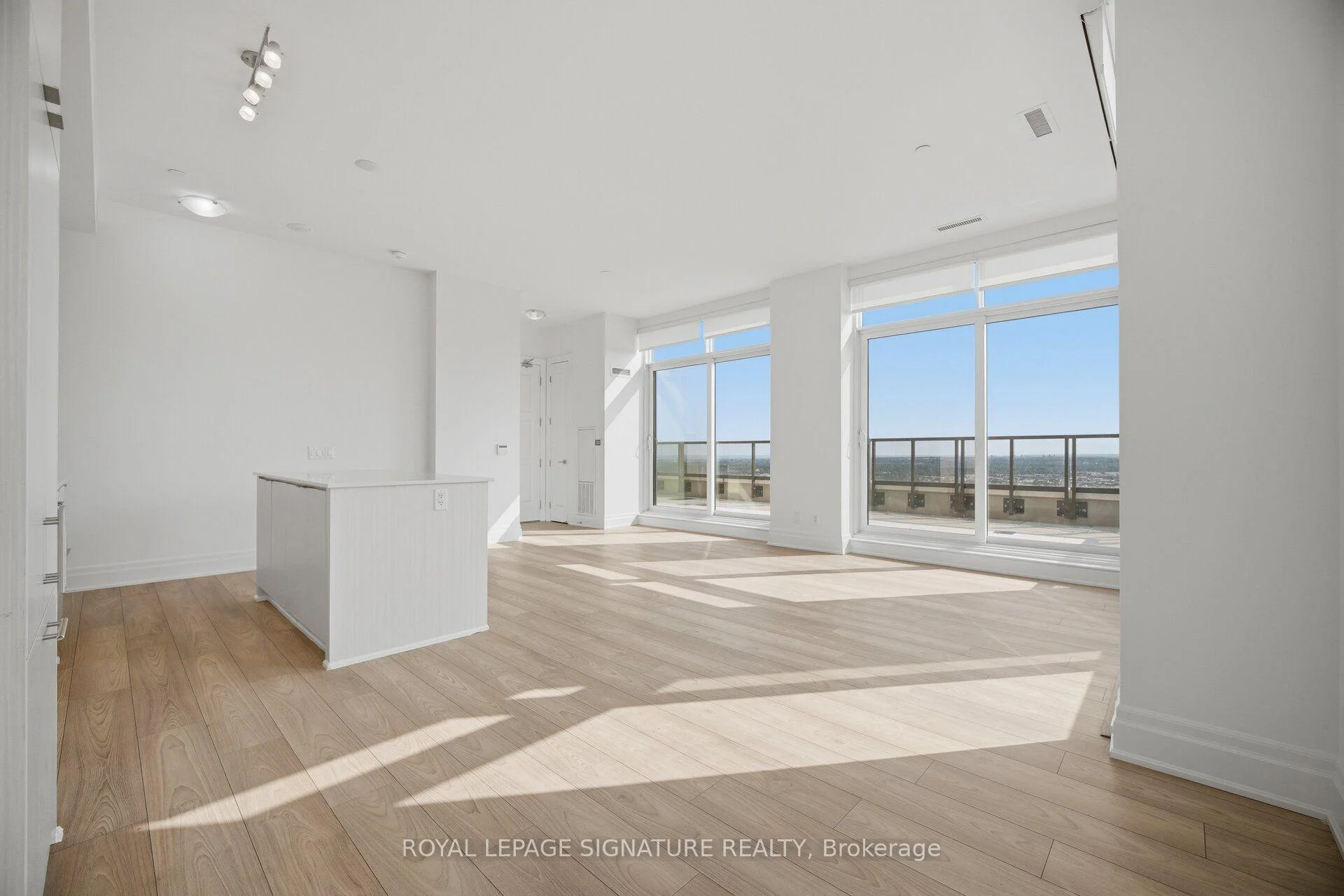 Photo 14 of Unit 3701, 36 Elm Drive, Mississauga, Fairview — HOMEH