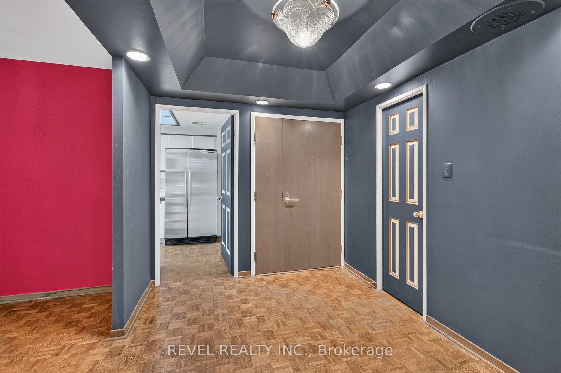 Photo 5 of Unit 2301, 278 Bloor Street E, Toronto, Rosedale-Moore Park — HOMEH