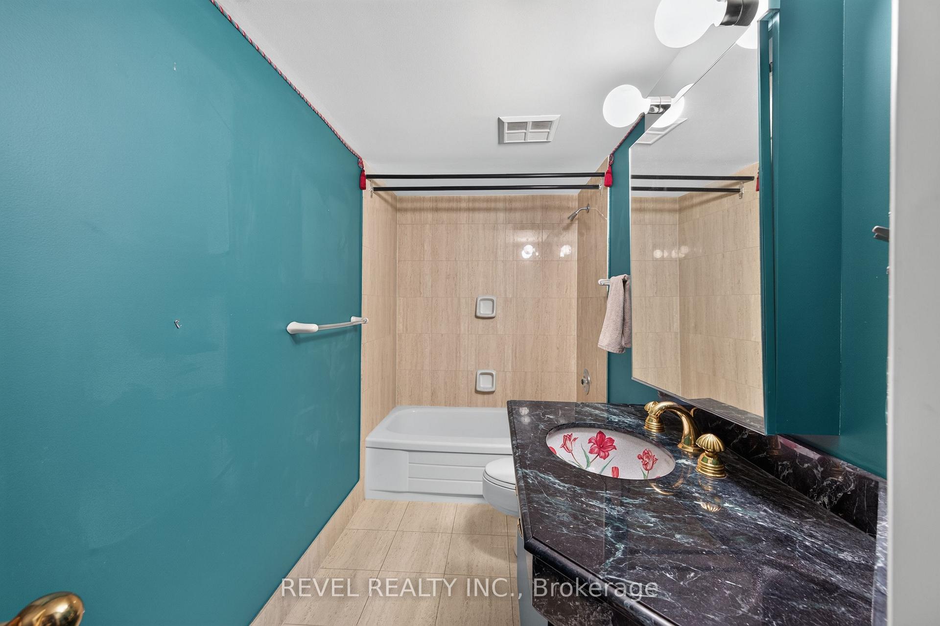 Photo 7 of Unit 2301, 278 Bloor Street E, Toronto, Rosedale-Moore Park — HOMEH