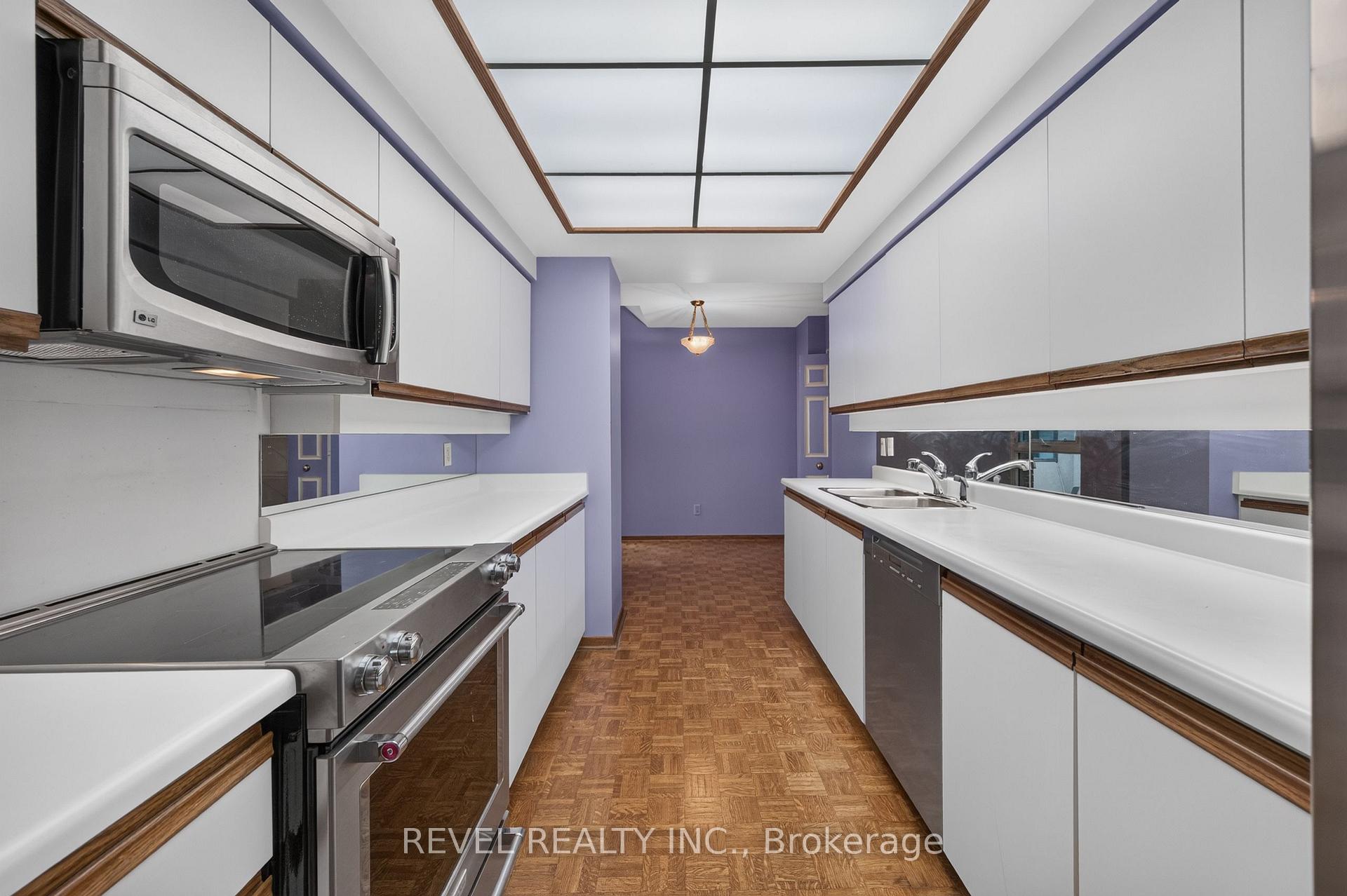 Photo 9 of Unit 2301, 278 Bloor Street E, Toronto, Rosedale-Moore Park — HOMEH