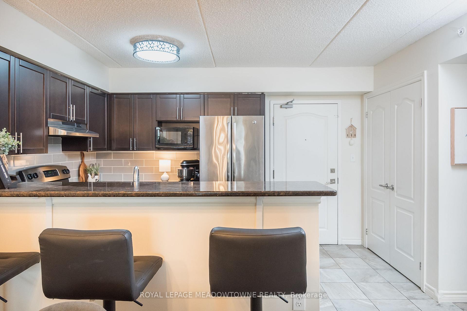 Photo 5 of Unit 303, 1440 Main Street E, Milton, Dempsey — HOMEH