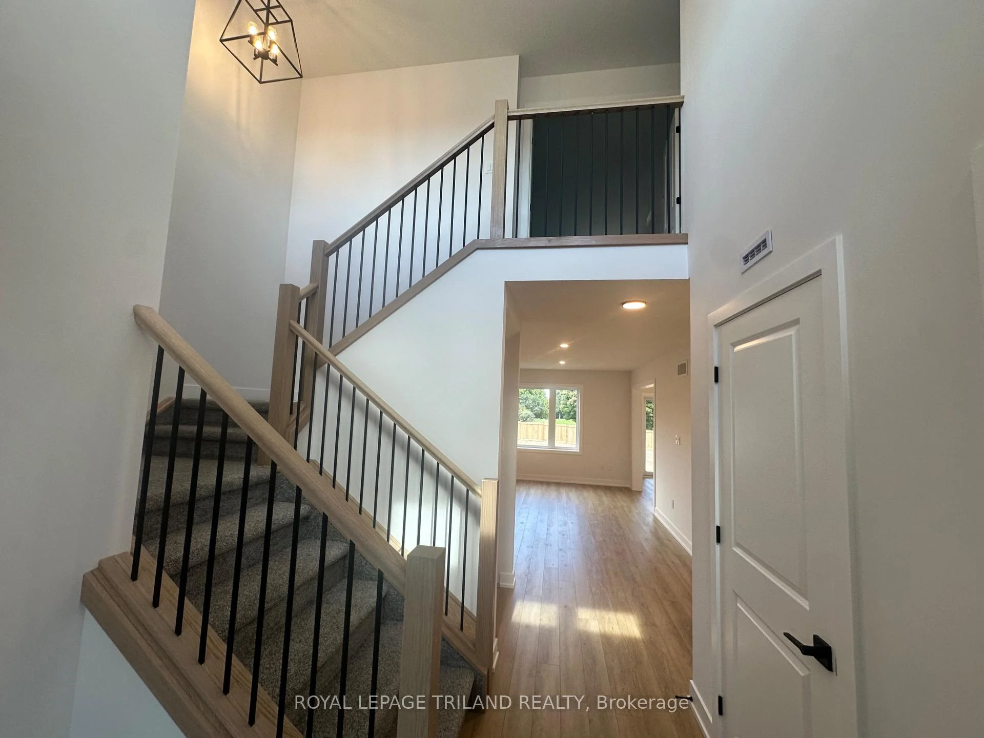 Photo 22 of 18 Hawks Gate, Central Elgin, Rural Central Elgin — HOMEH