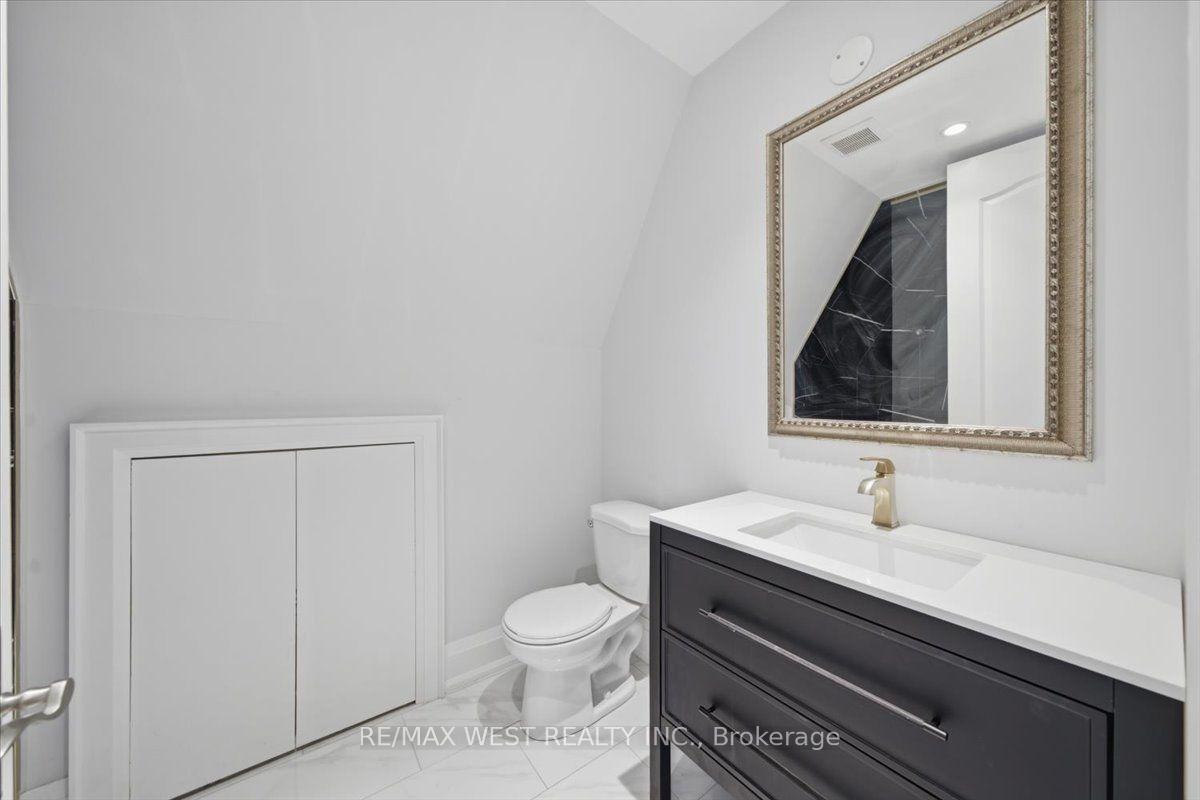 Photo 19 of 50 Rotherham Avenue, Toronto, Keelesdale-Eglinton West — HOMEH