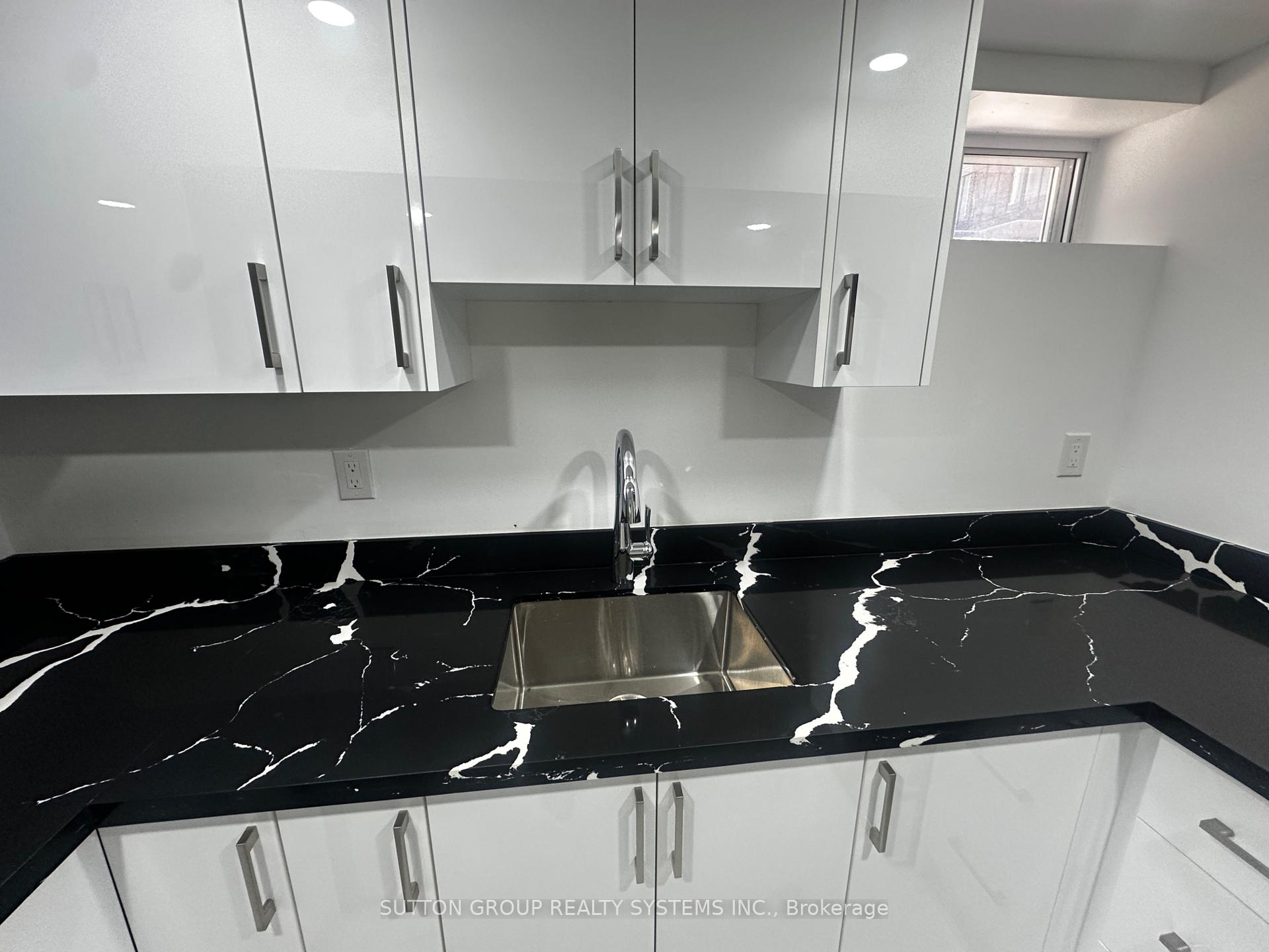 Photo 5 of 137B Chatham Avenue, Toronto, Blake-Jones — HOMEH