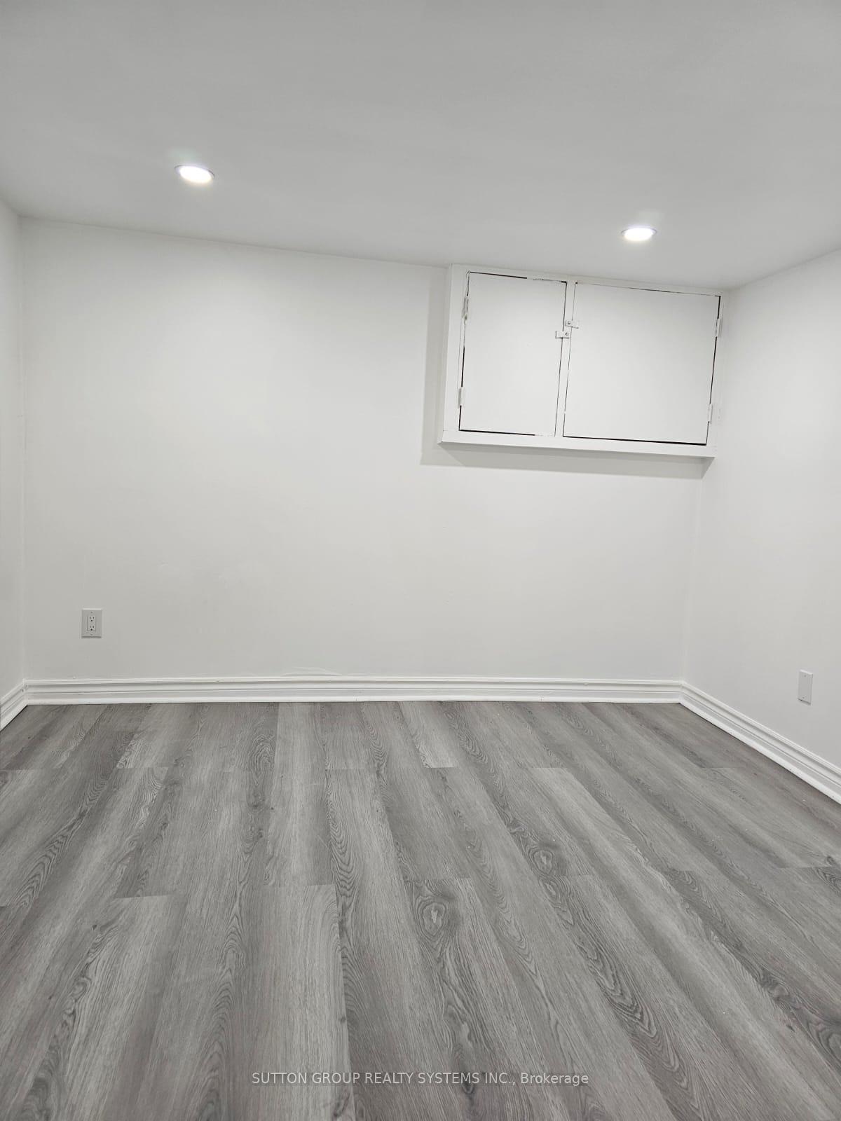Photo 10 of 137B Chatham Avenue, Toronto, Blake-Jones — HOMEH