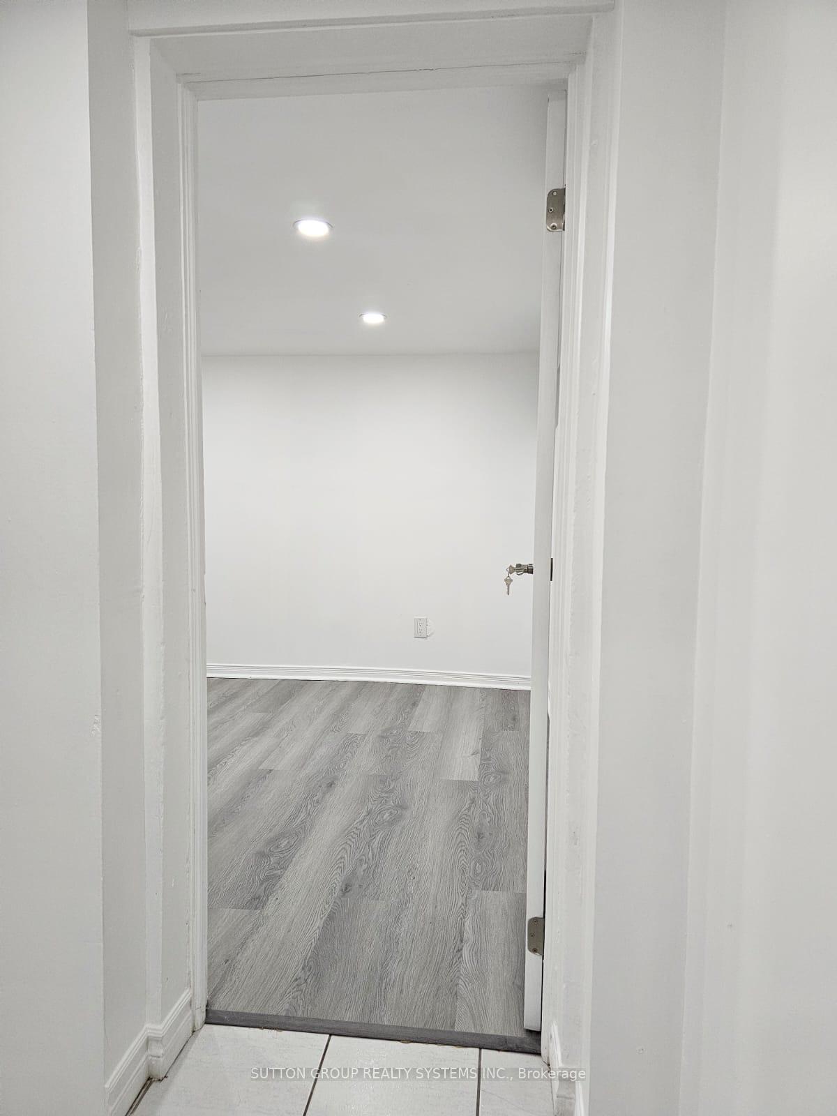 Photo 11 of 137B Chatham Avenue, Toronto, Blake-Jones — HOMEH