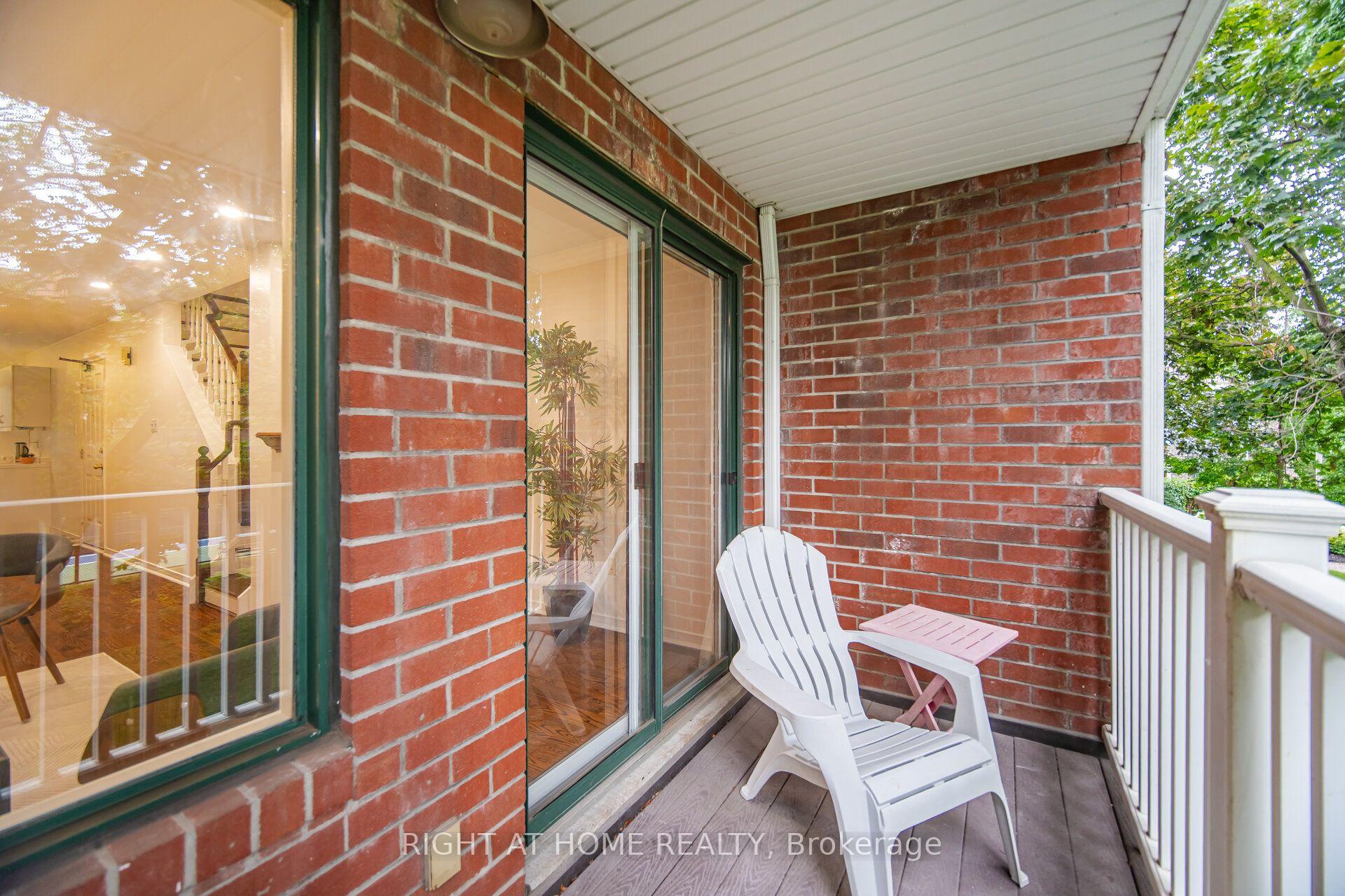 Photo 12 of Unit TH 8A, 801 King Street, Toronto, Niagara — HOMEH