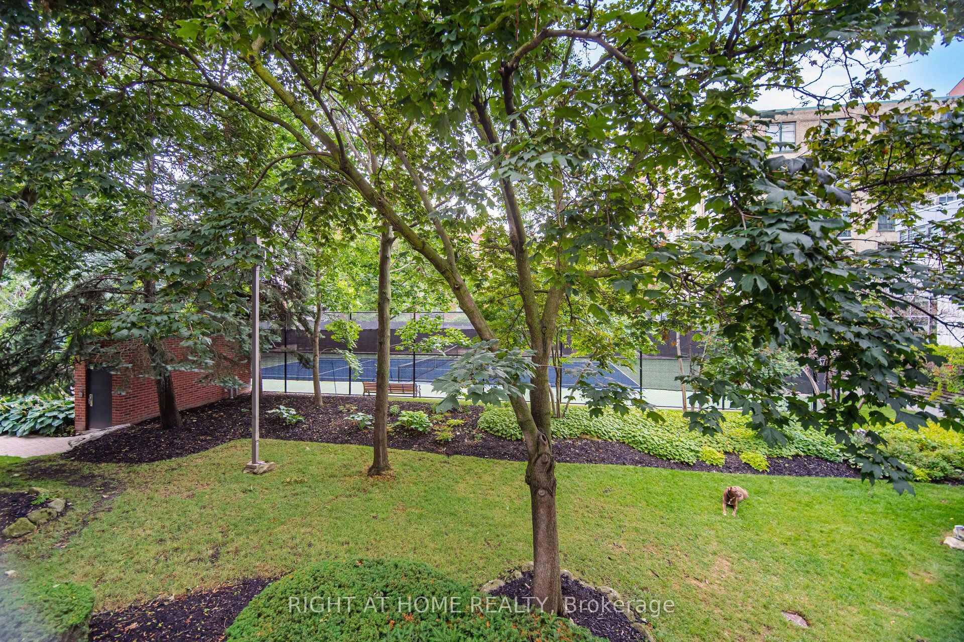 Photo 13 of Unit TH 8A, 801 King Street, Toronto, Niagara — HOMEH
