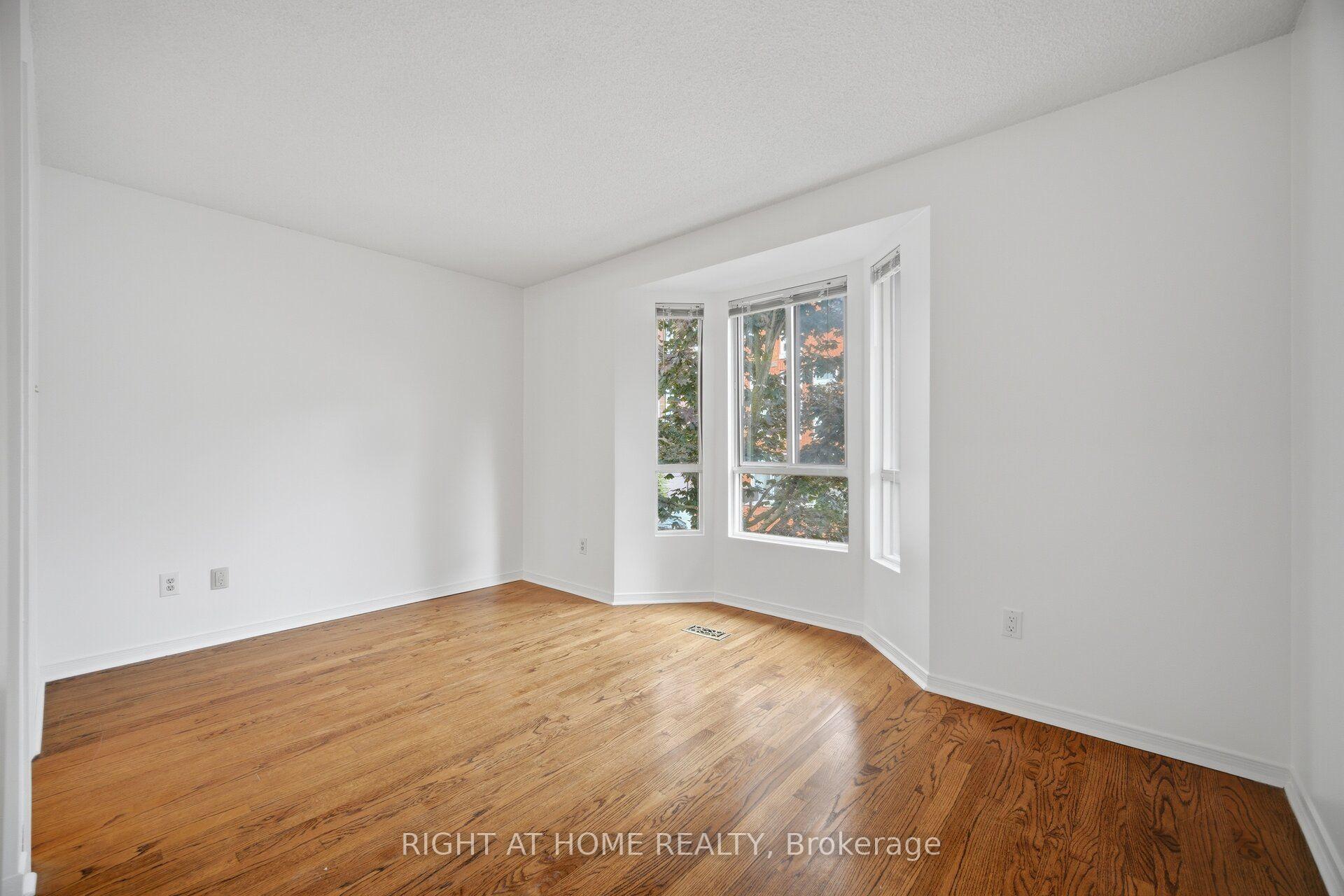 Photo 22 of Unit TH 8A, 801 King Street, Toronto, Niagara — HOMEH