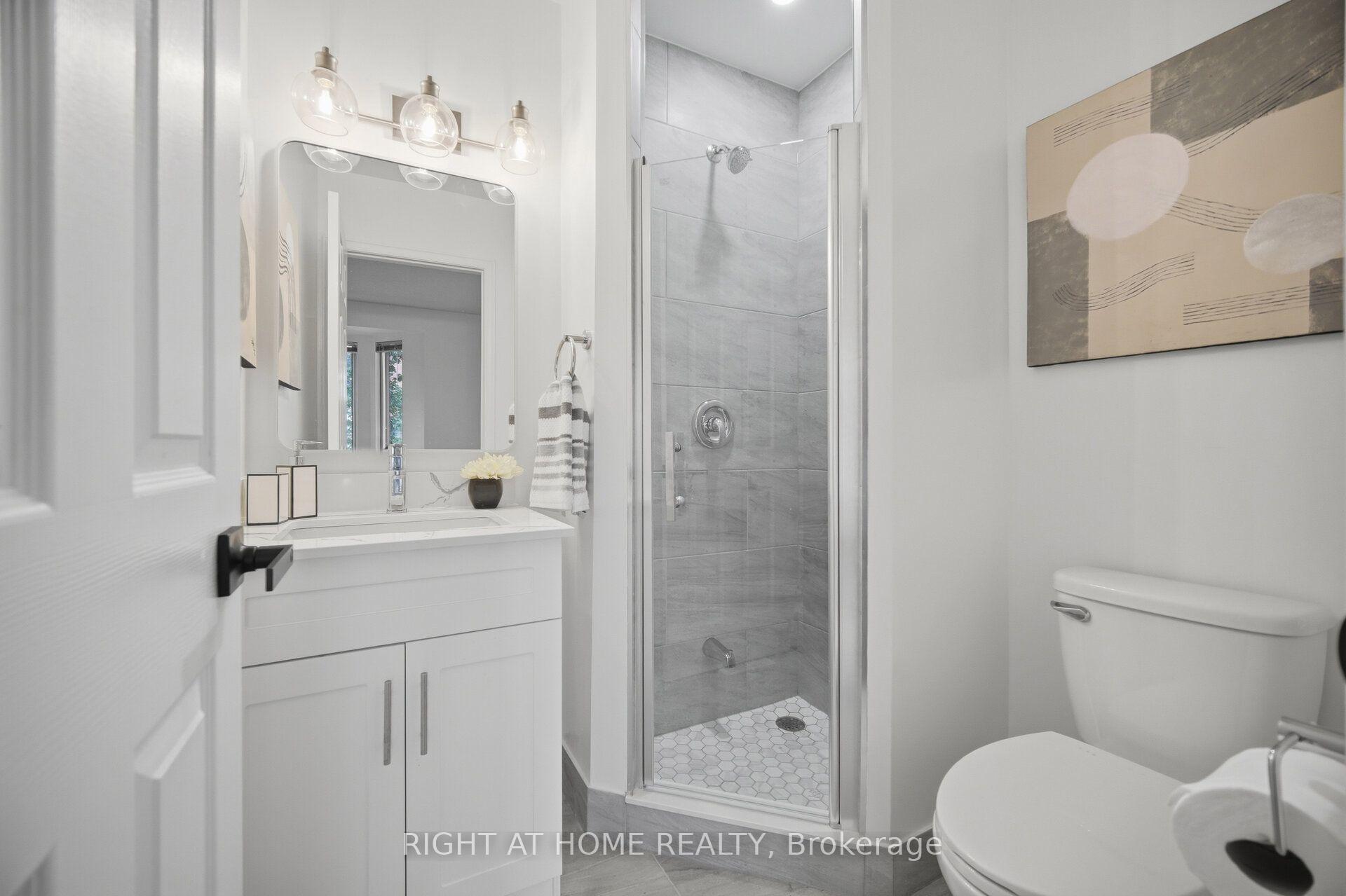 Photo 24 of Unit TH 8A, 801 King Street, Toronto, Niagara — HOMEH