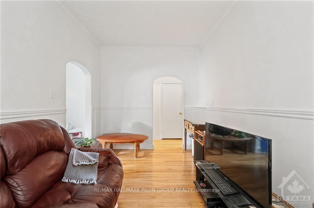 Photo 18 of 129 Concord Street S, Ottawa, Ottawa East — HOMEH