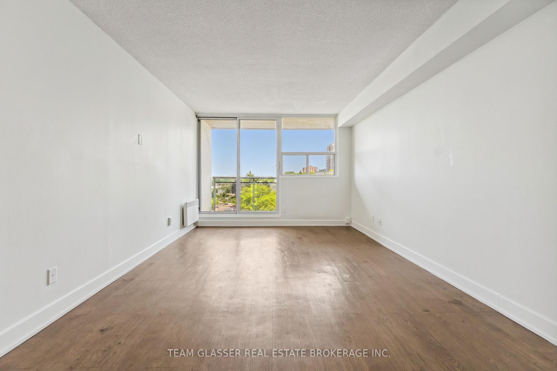Photo 11 of Unit 1108, 21 King Street, London, East K — HOMEH