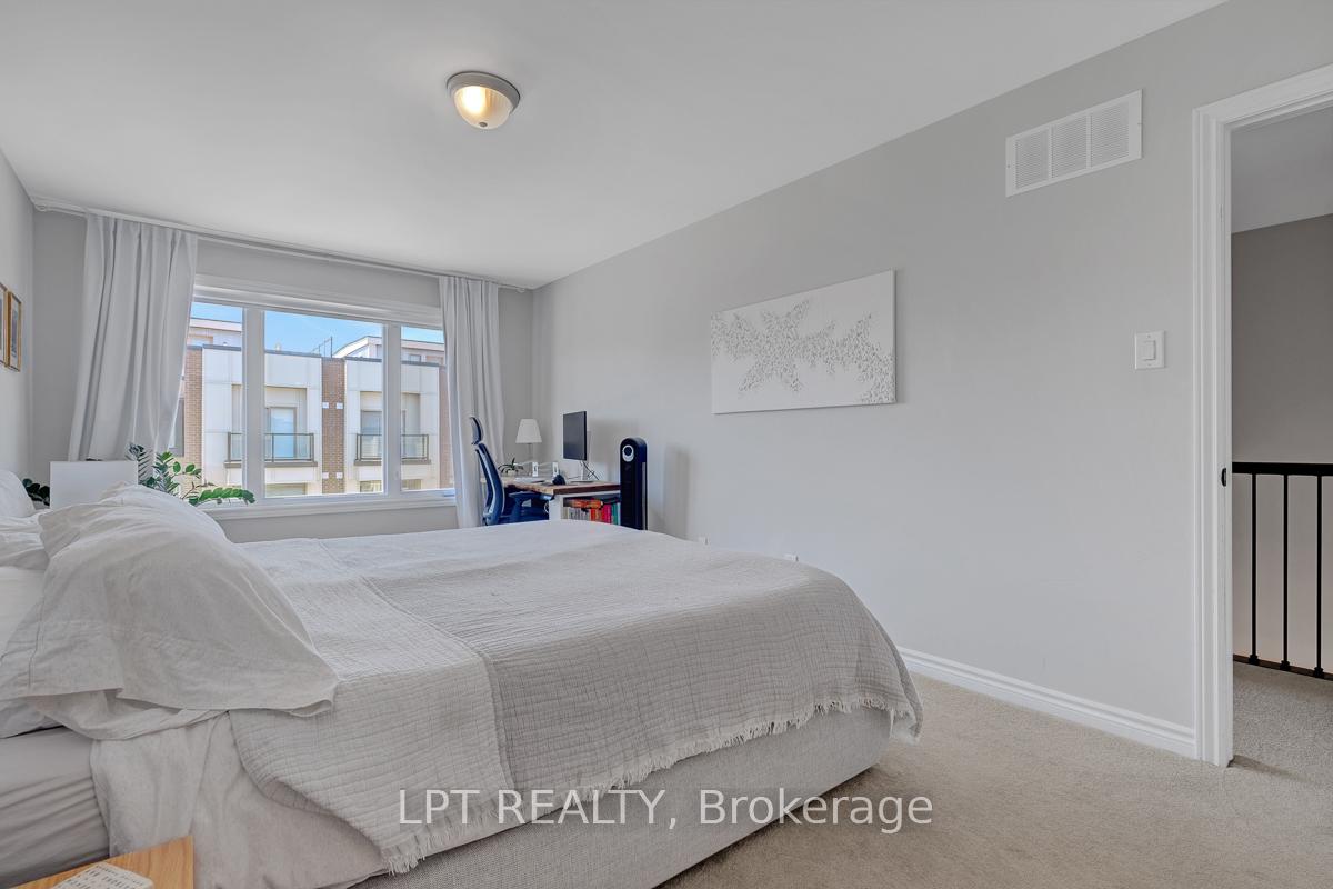 Photo 33 of 815 Kiniw Private, Ottawa, CFB Rockcliffe and Area — HOMEH