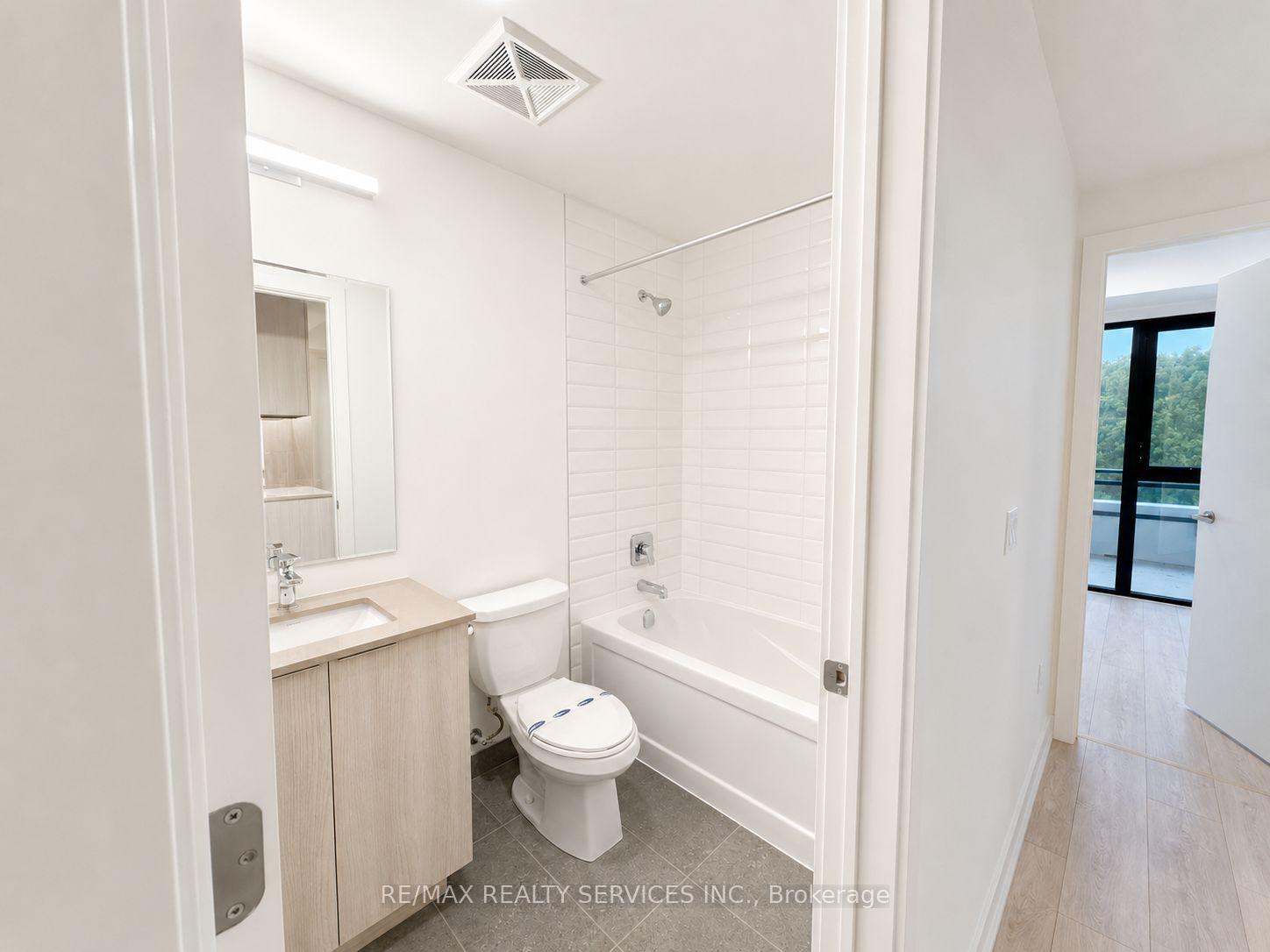 Photo 6 of Unit 301, 740 Whitlock Avenue, Milton, Cobban — HOMEH