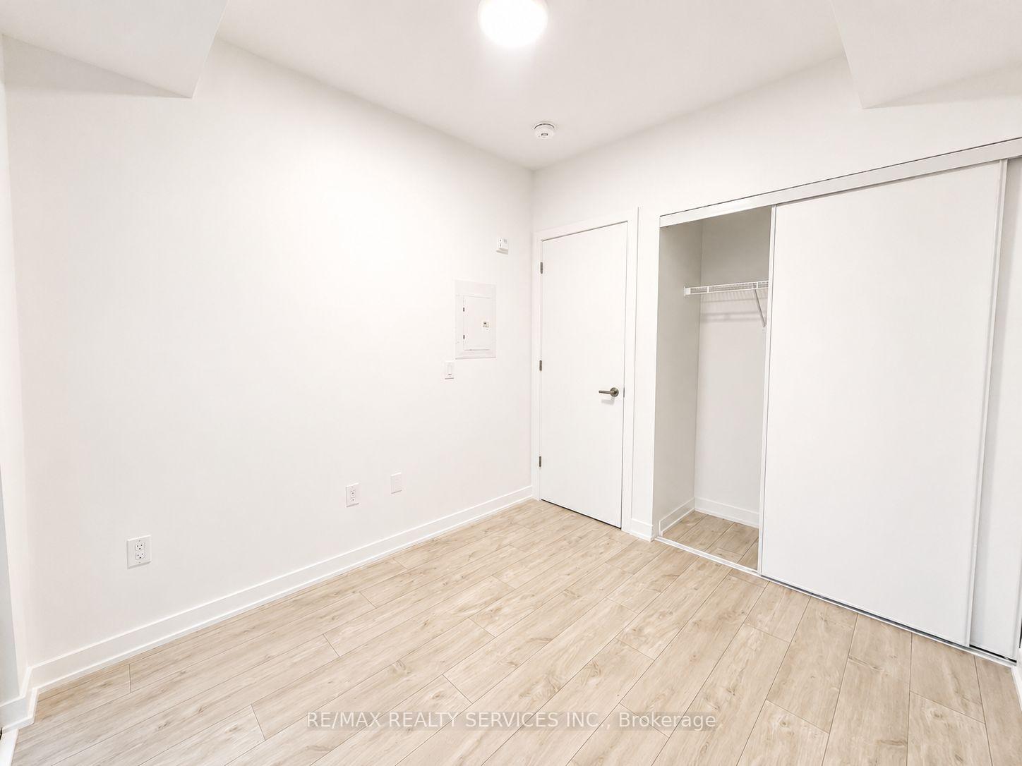 Photo 7 of Unit 301, 740 Whitlock Avenue, Milton, Cobban — HOMEH