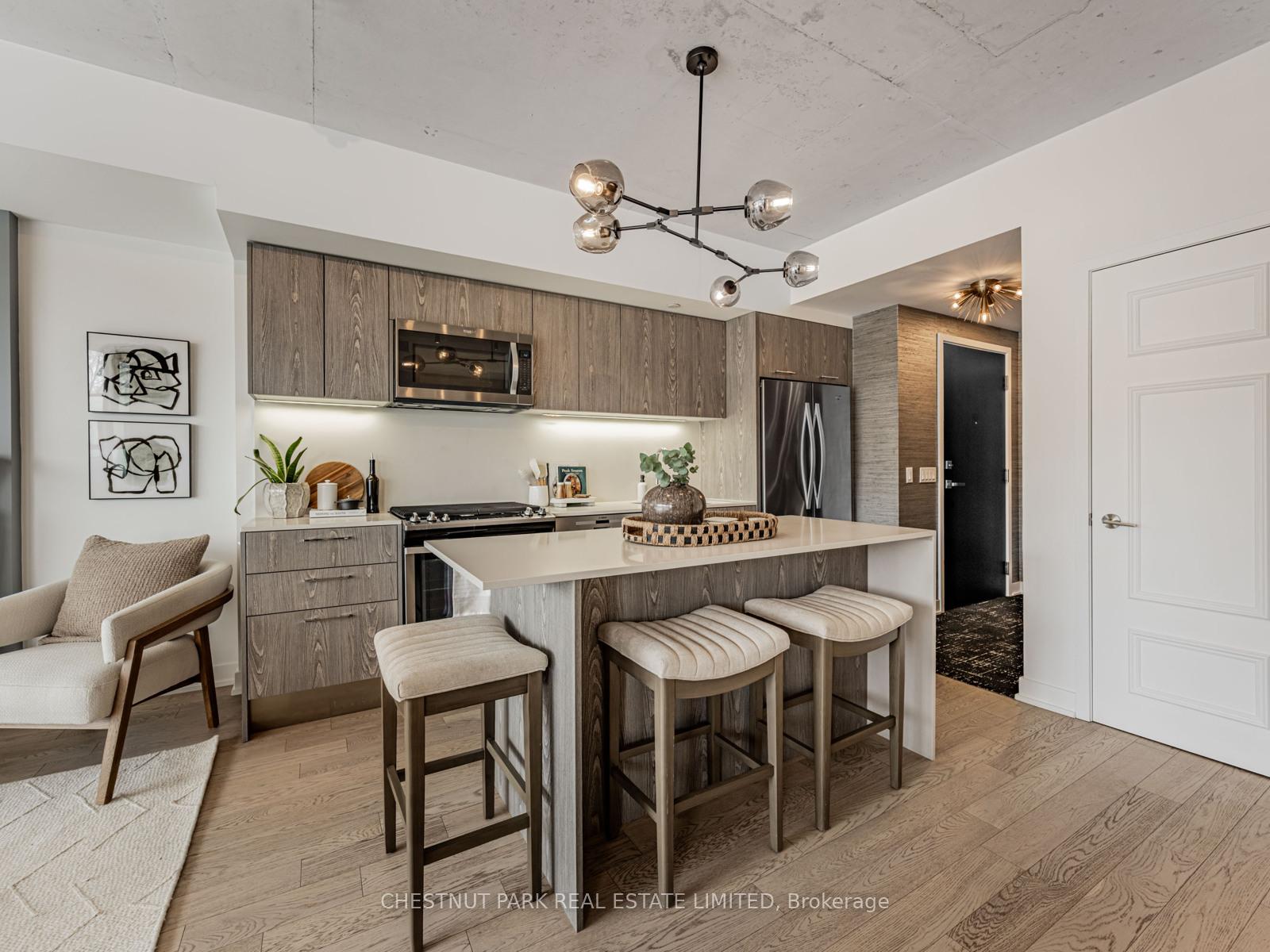Photo 4 of Unit 201, 630 Kingston Road, Toronto, The Beaches — HOMEH