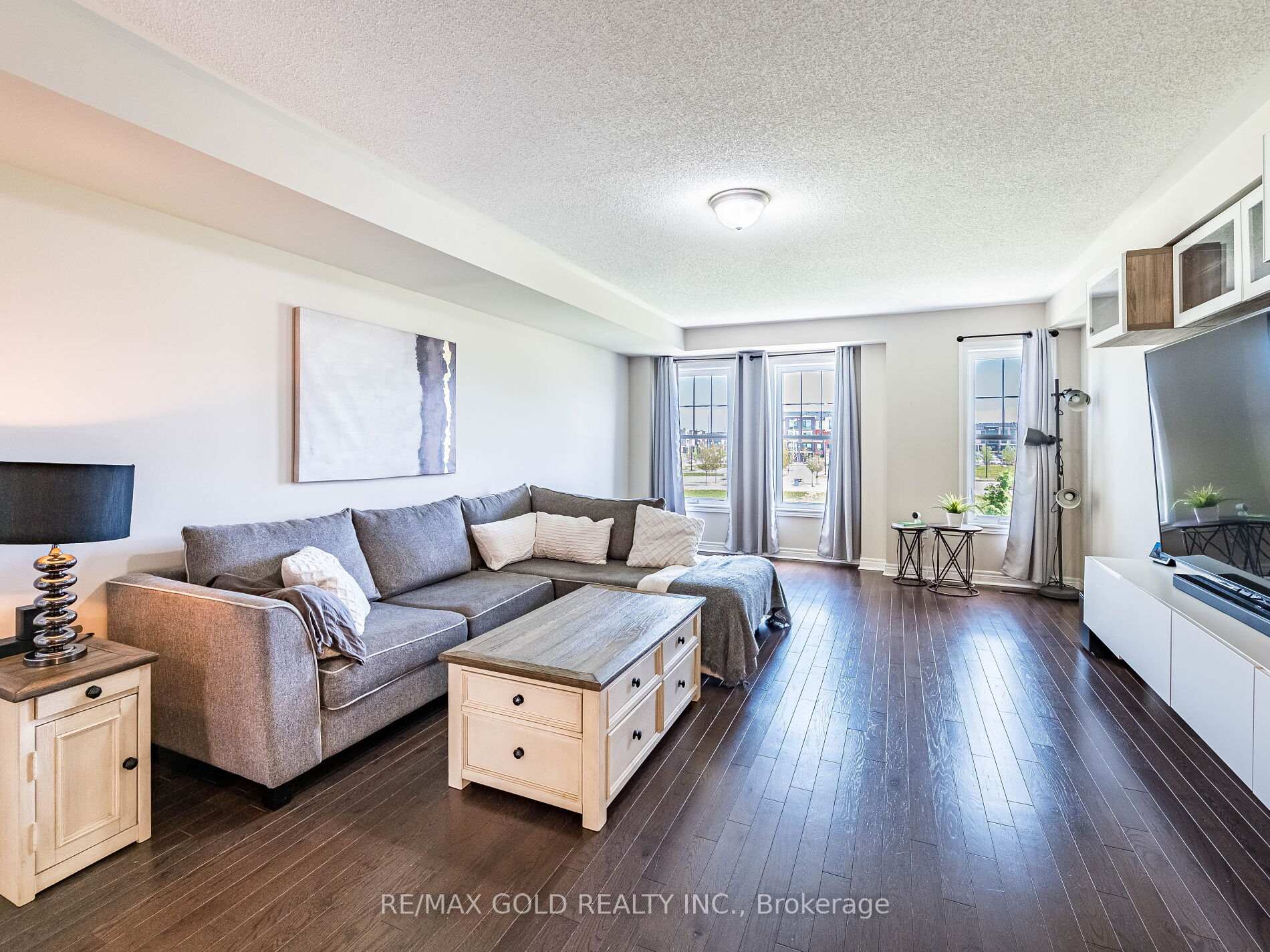 Photo 9 of 19 Sudeley Lane, Brampton, Northwest Brampton — HOMEH