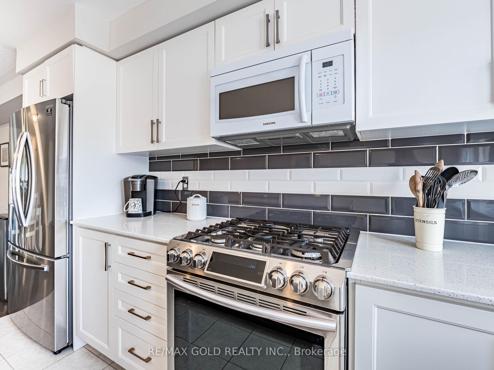 Photo 17 of 19 Sudeley Lane, Brampton, Northwest Brampton — HOMEH