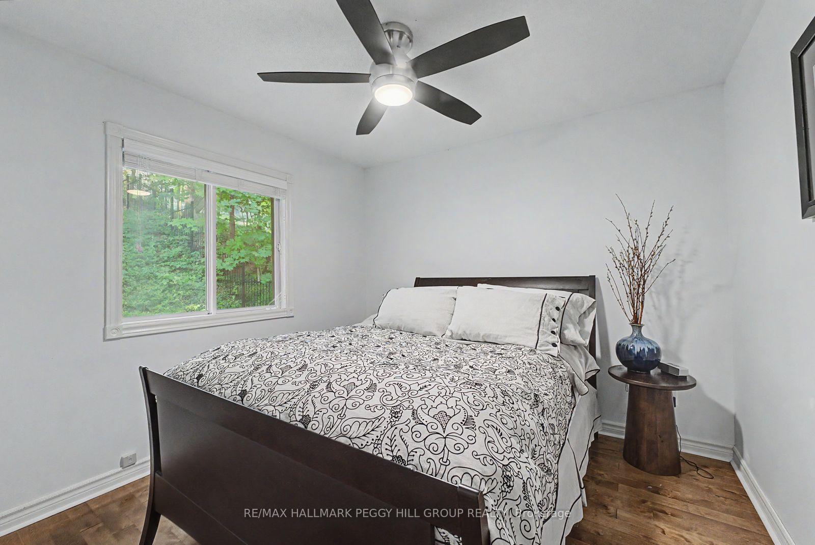 Photo 16 of 176B Collier Street, Barrie, Codrington — HOMEH