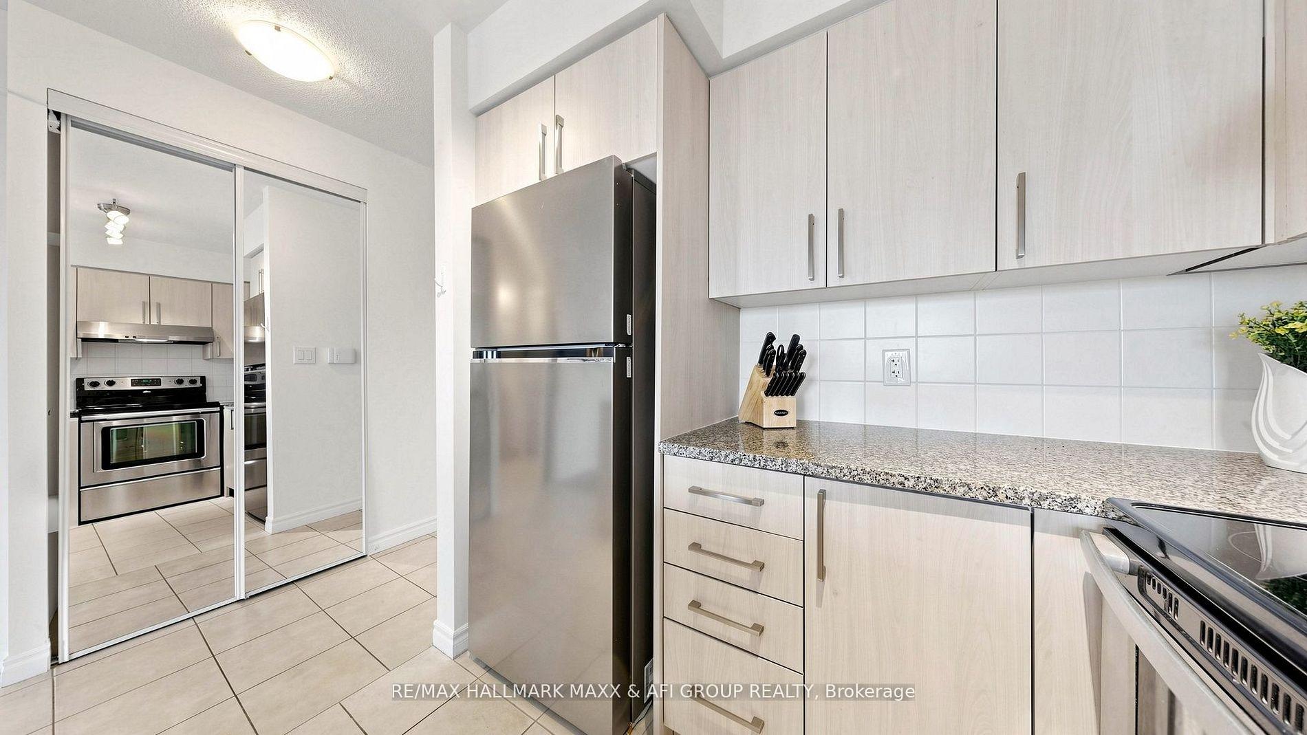 Photo 16 of Unit 1122, 35 Hollywood Avenue, North York, Willowdale East — HOMEH