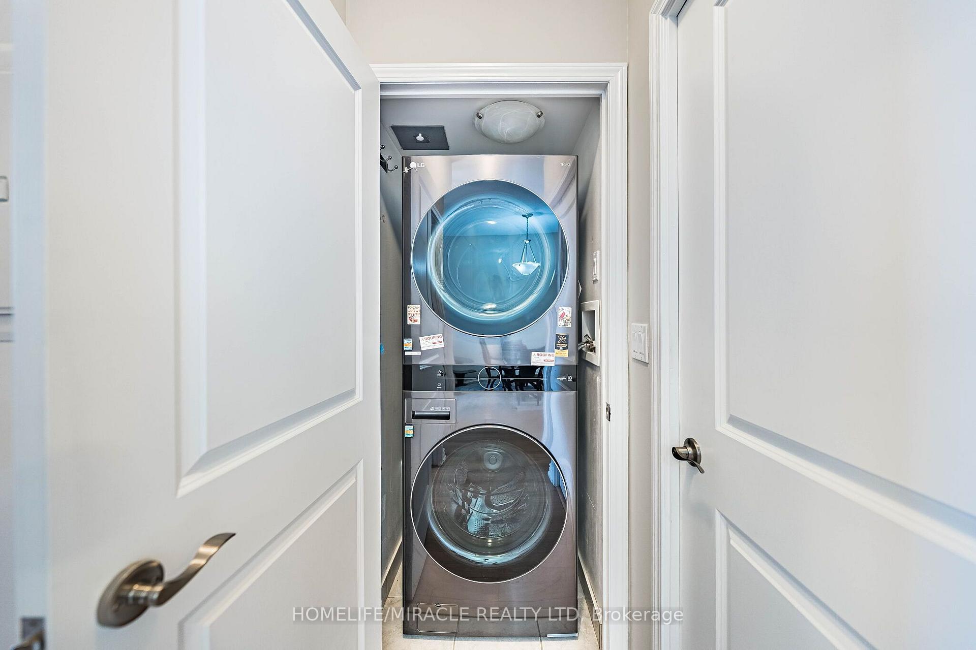 Photo 25 of Unit 121, 18 Harding Boulevard, Richmond Hill, Harding — HOMEH
