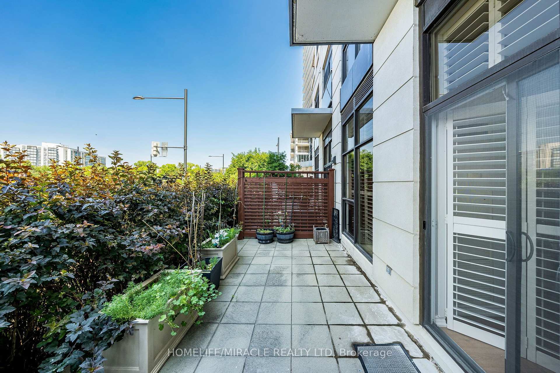 Photo 26 of Unit 121, 18 Harding Boulevard, Richmond Hill, Harding — HOMEH