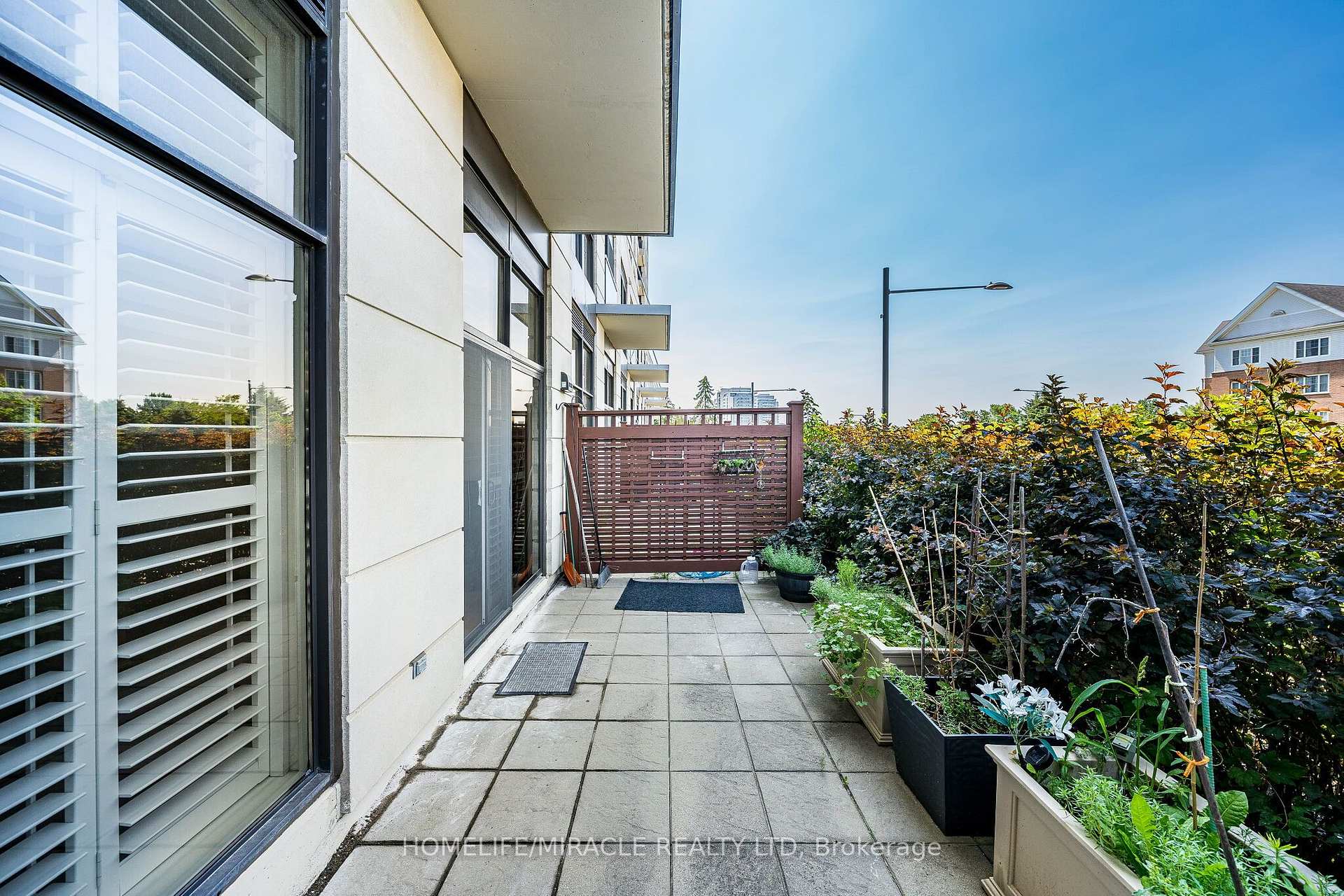 Photo 27 of Unit 121, 18 Harding Boulevard, Richmond Hill, Harding — HOMEH